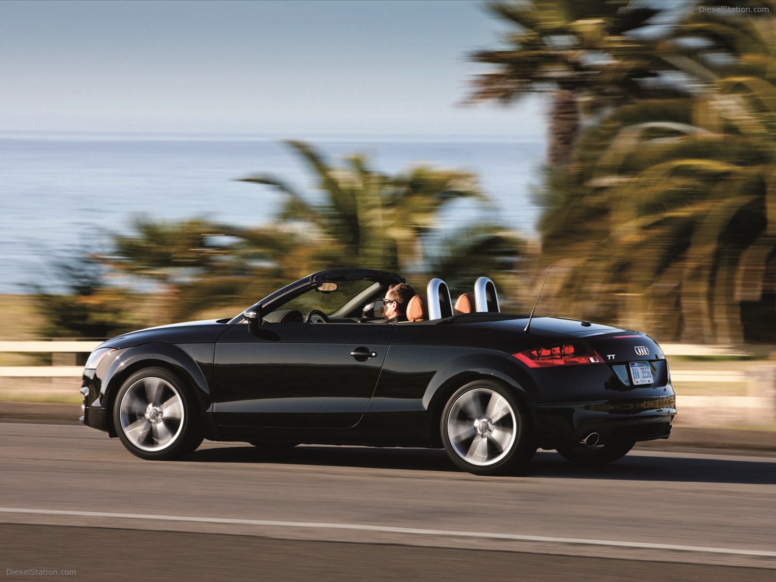 Audi TT Roadster 2012