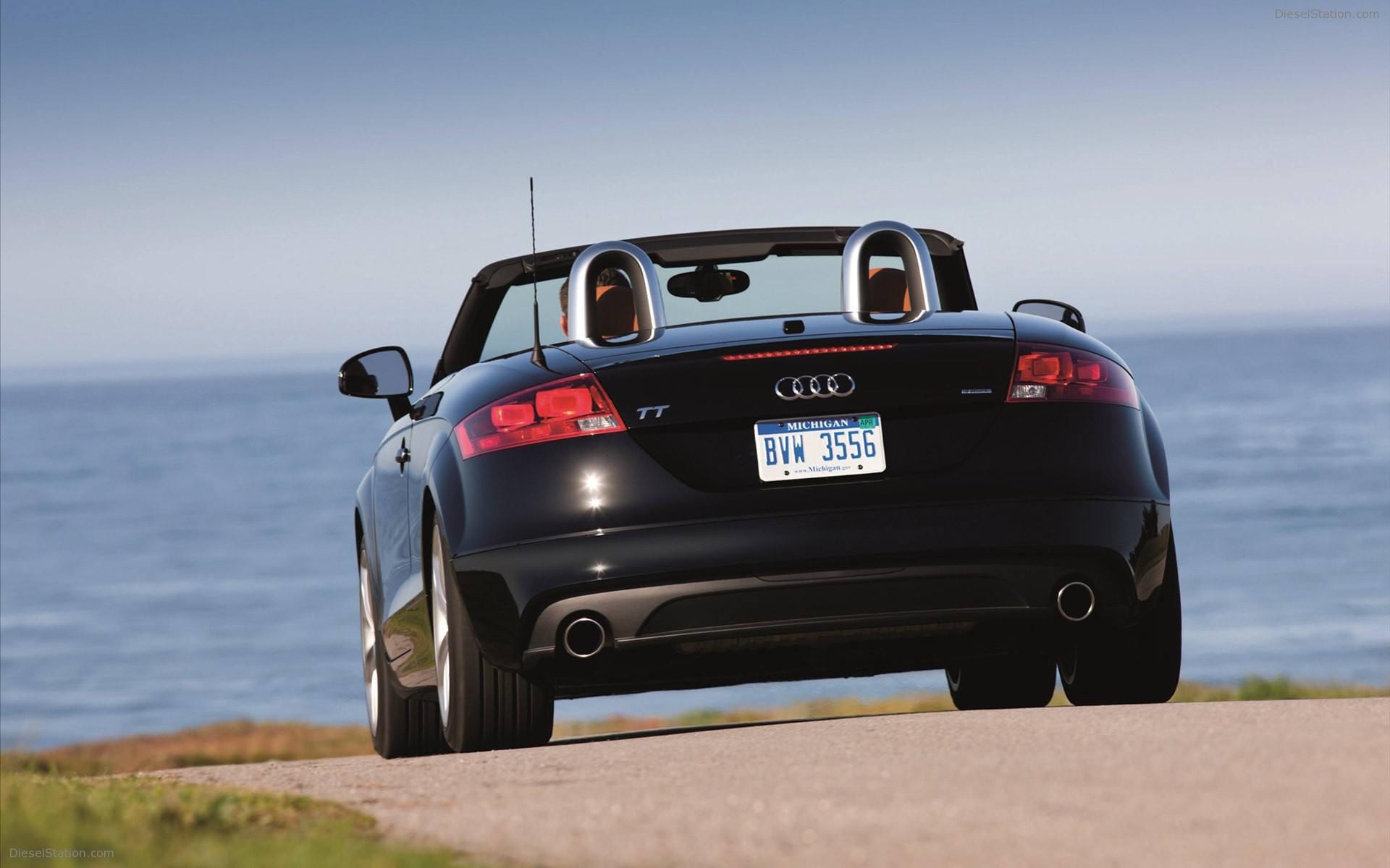 Audi TT Roadster 2012