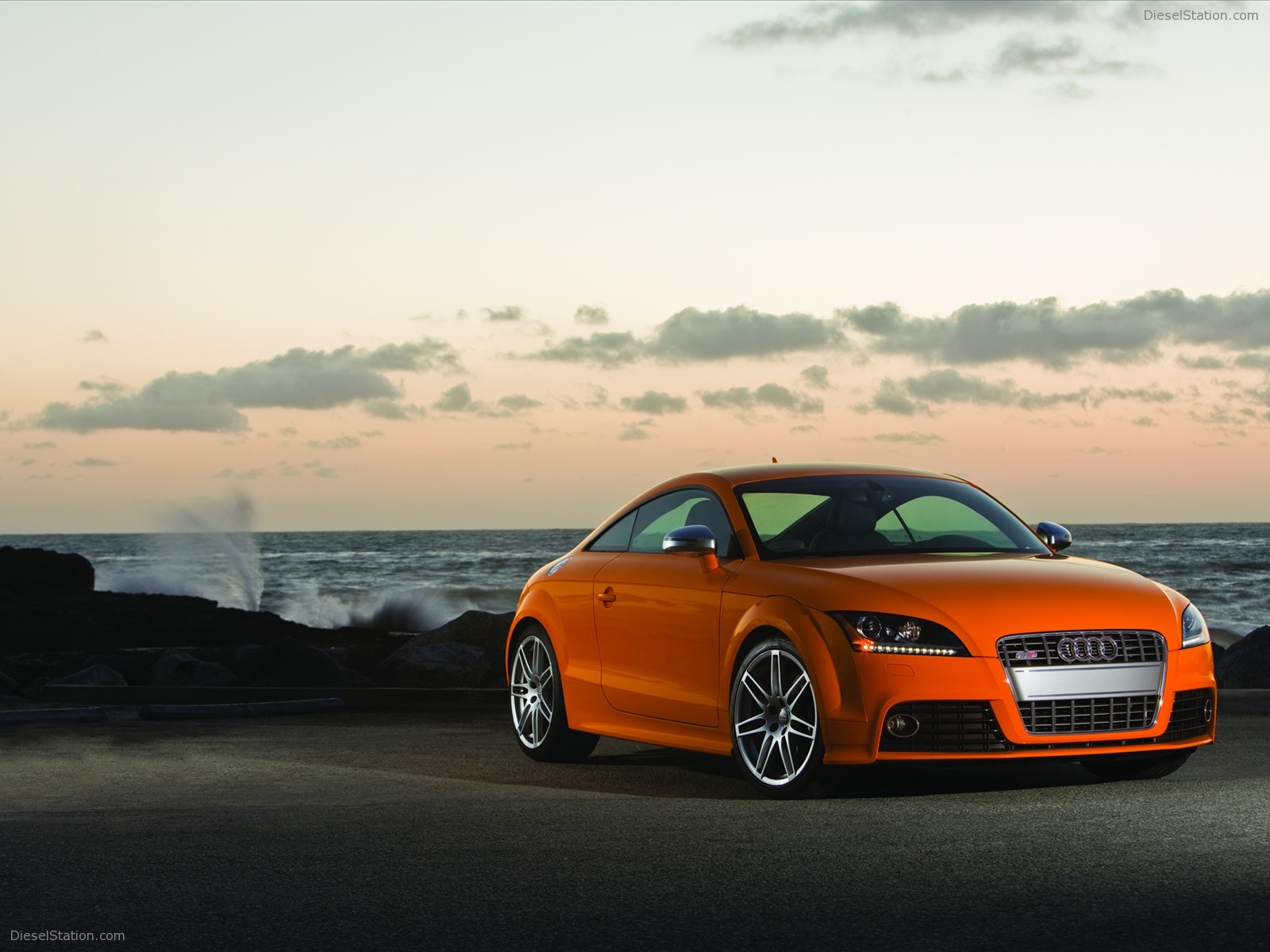 Audi TTS Coupe and Roadster 2009