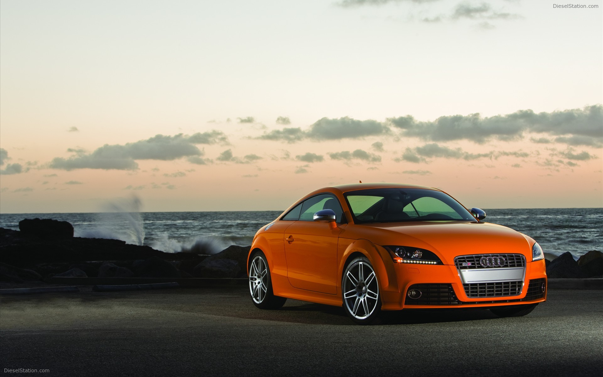 Audi TTS Coupe and Roadster 2009