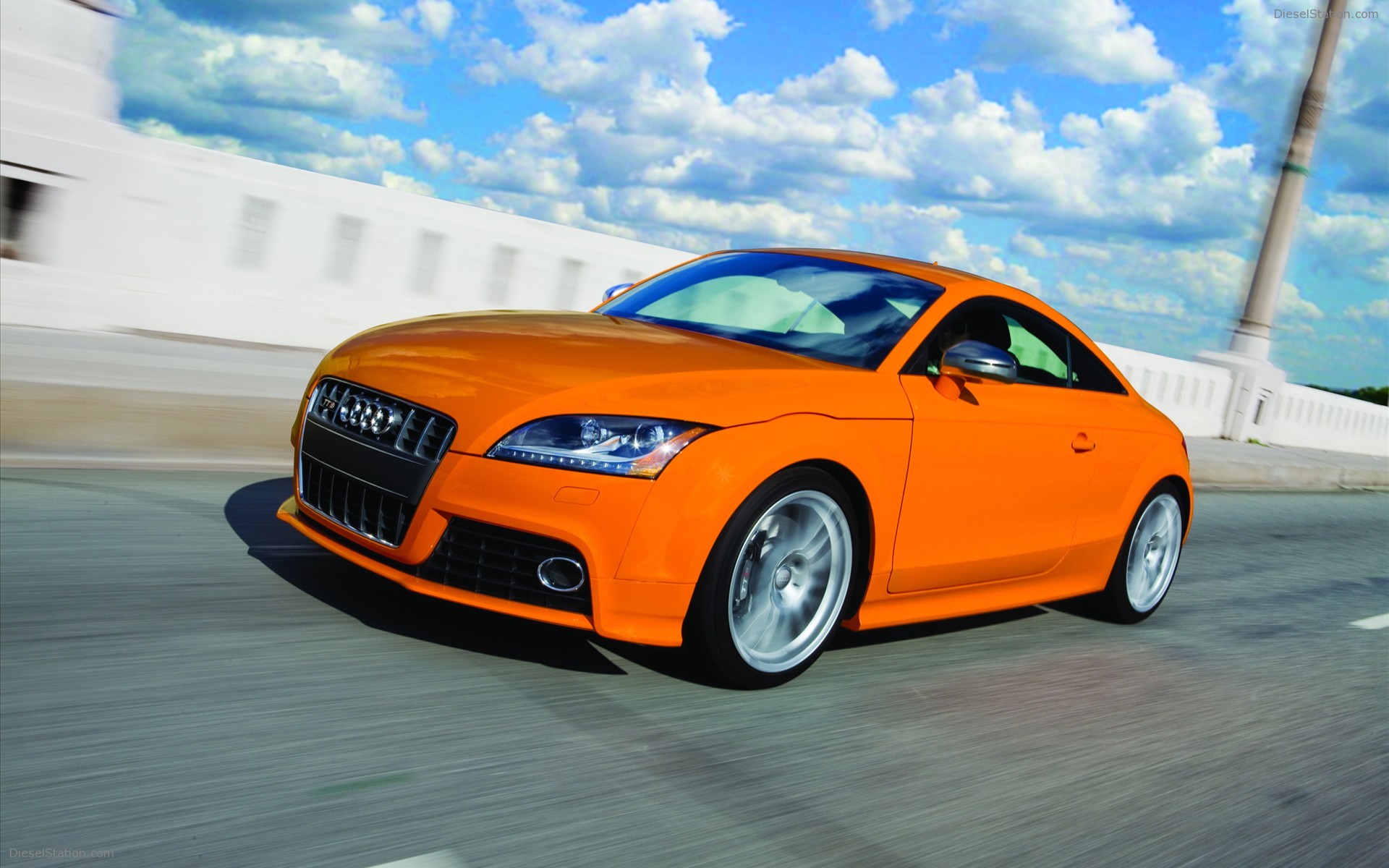 Audi TTS Coupe and Roadster 2009