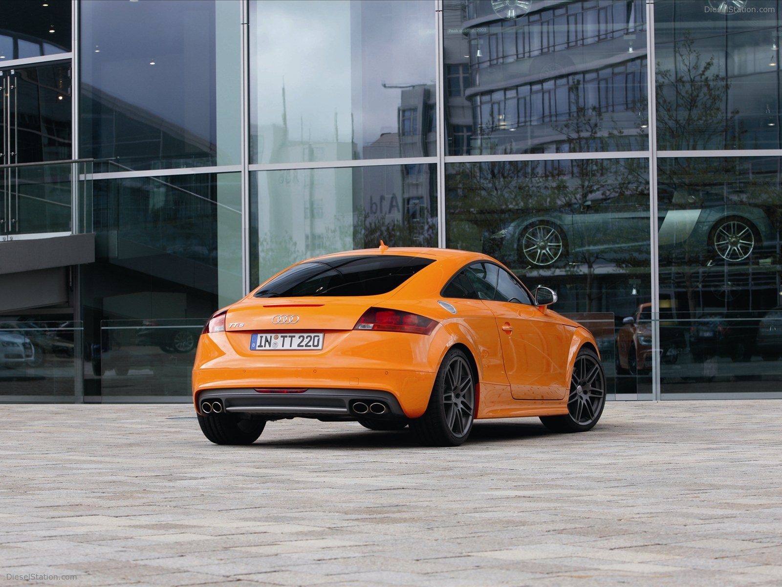 Audi TTS Coupe 2011