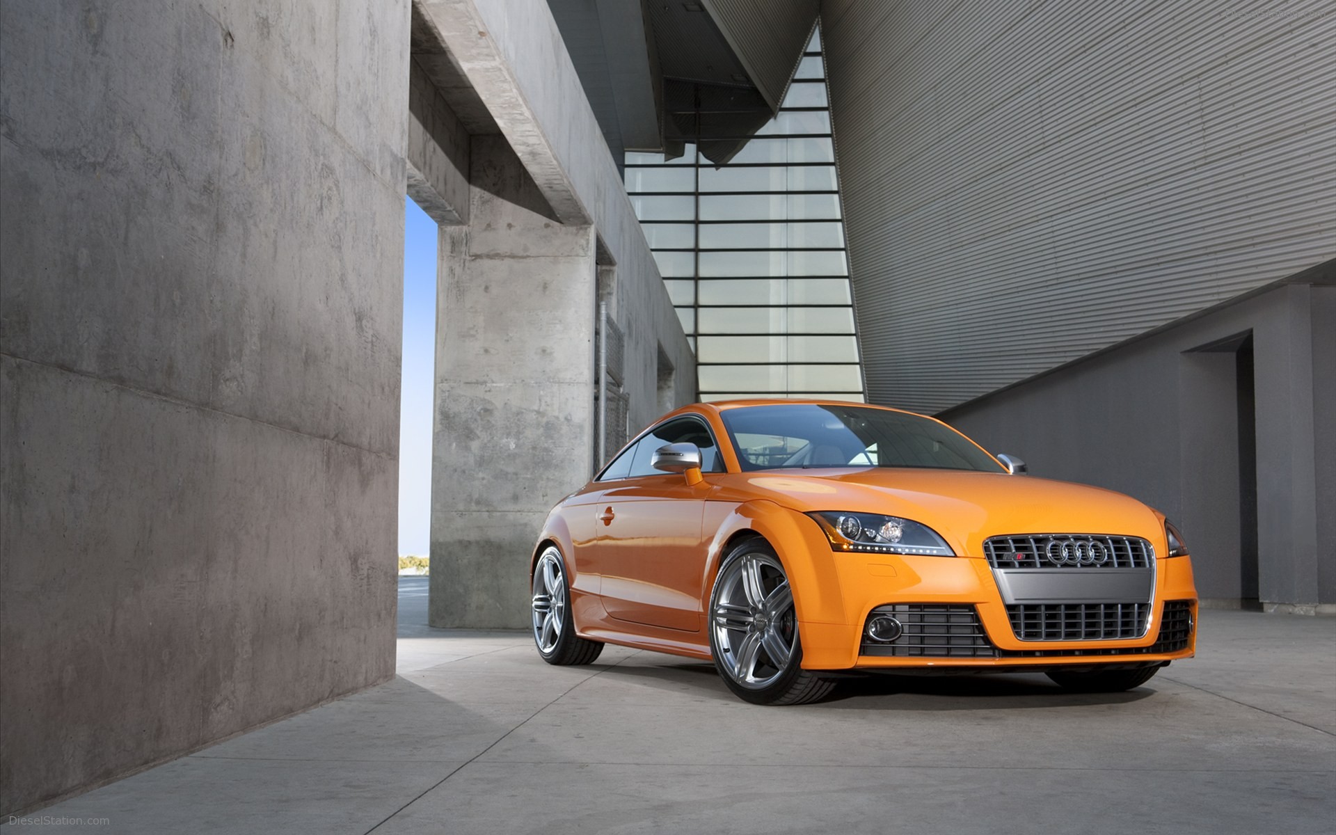 Audi TTS Coupe 2011