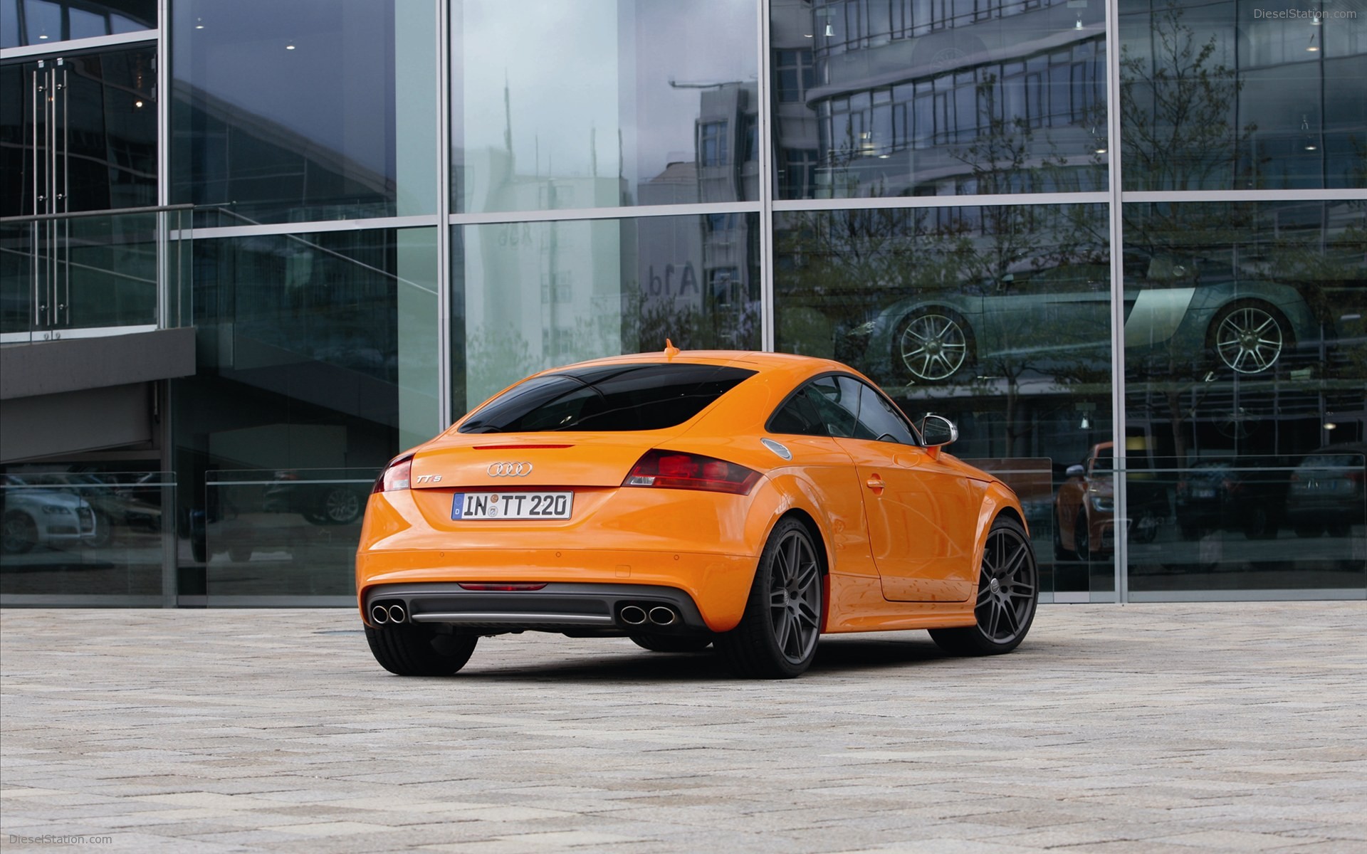 Audi TTS Coupe 2011