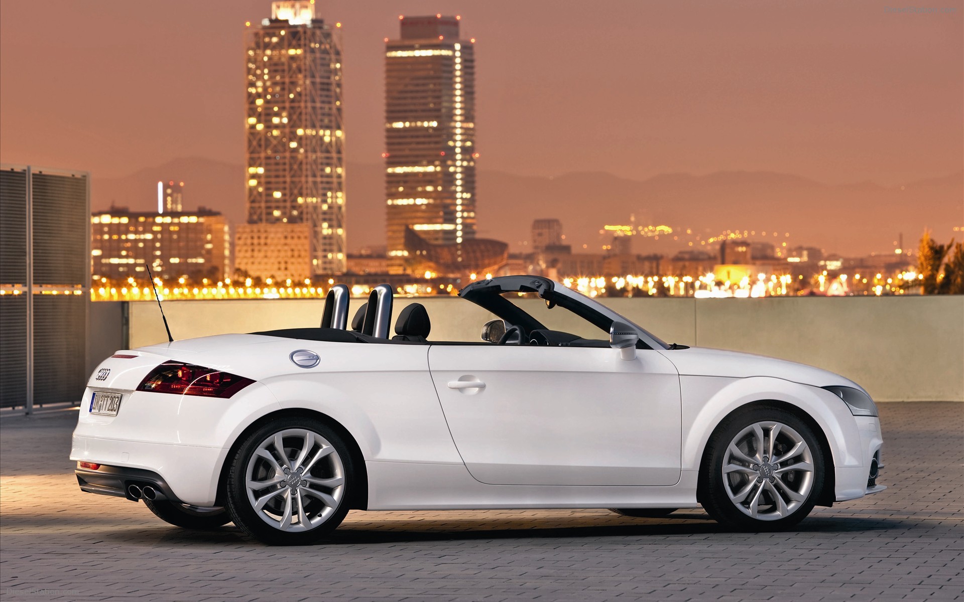 Audi TTS Roadster 2011