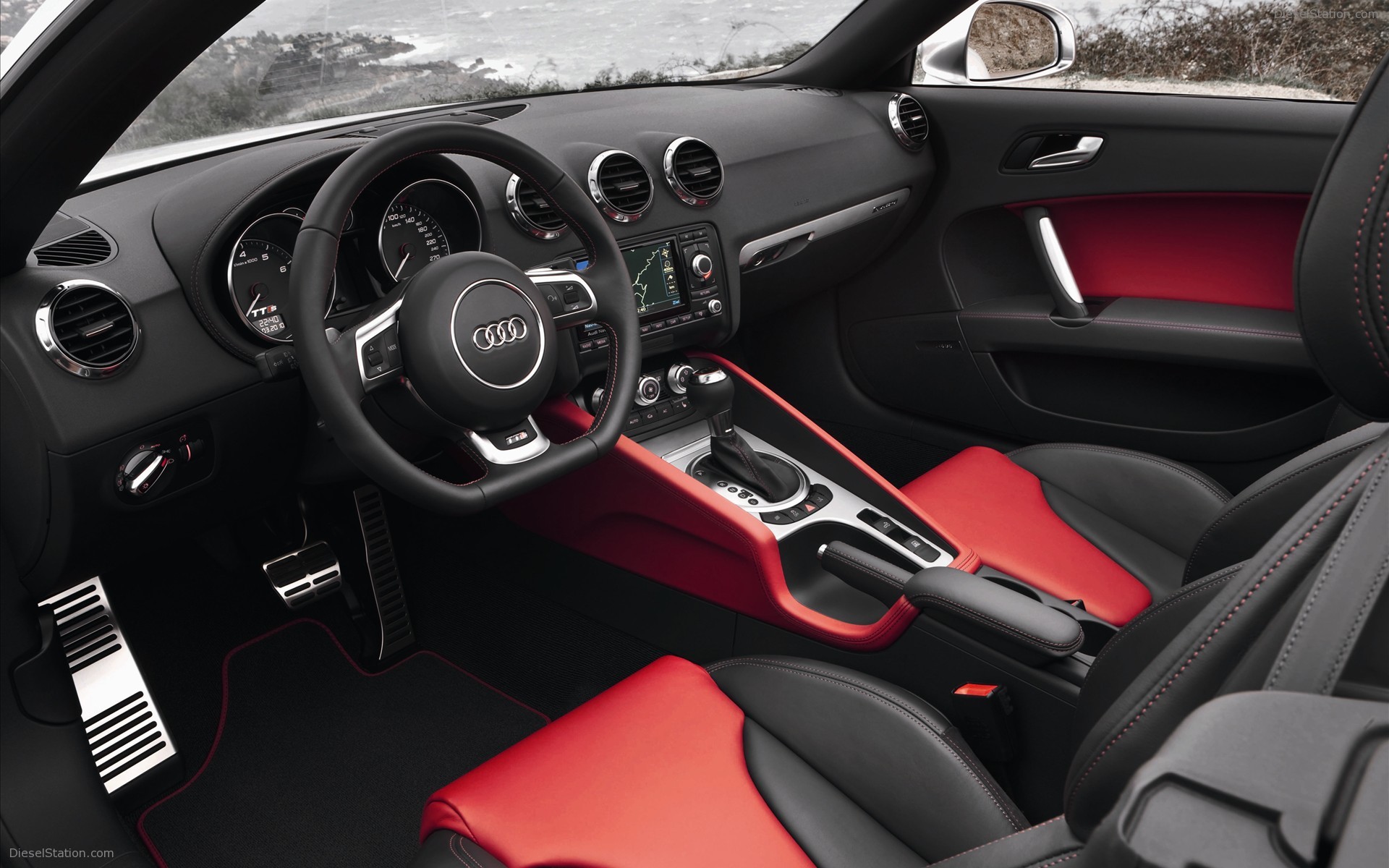 Audi TTS Roadster 2011