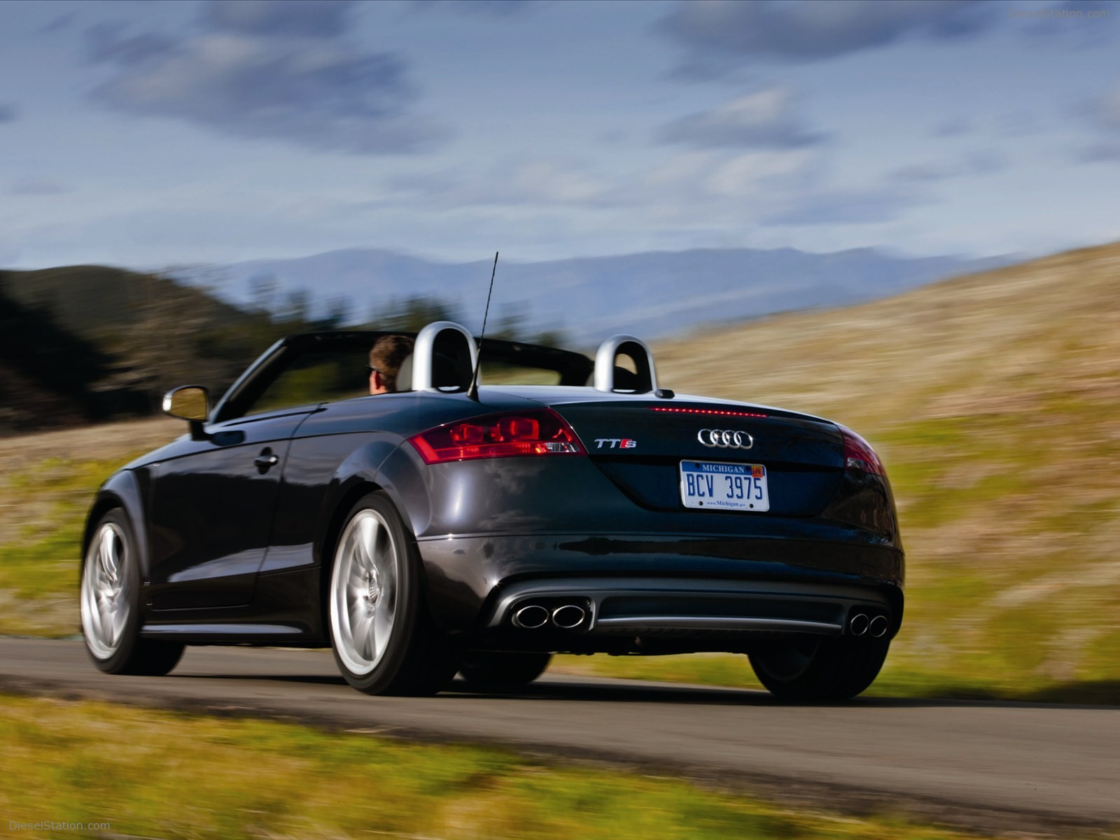 Audi TTS Roadster 2012