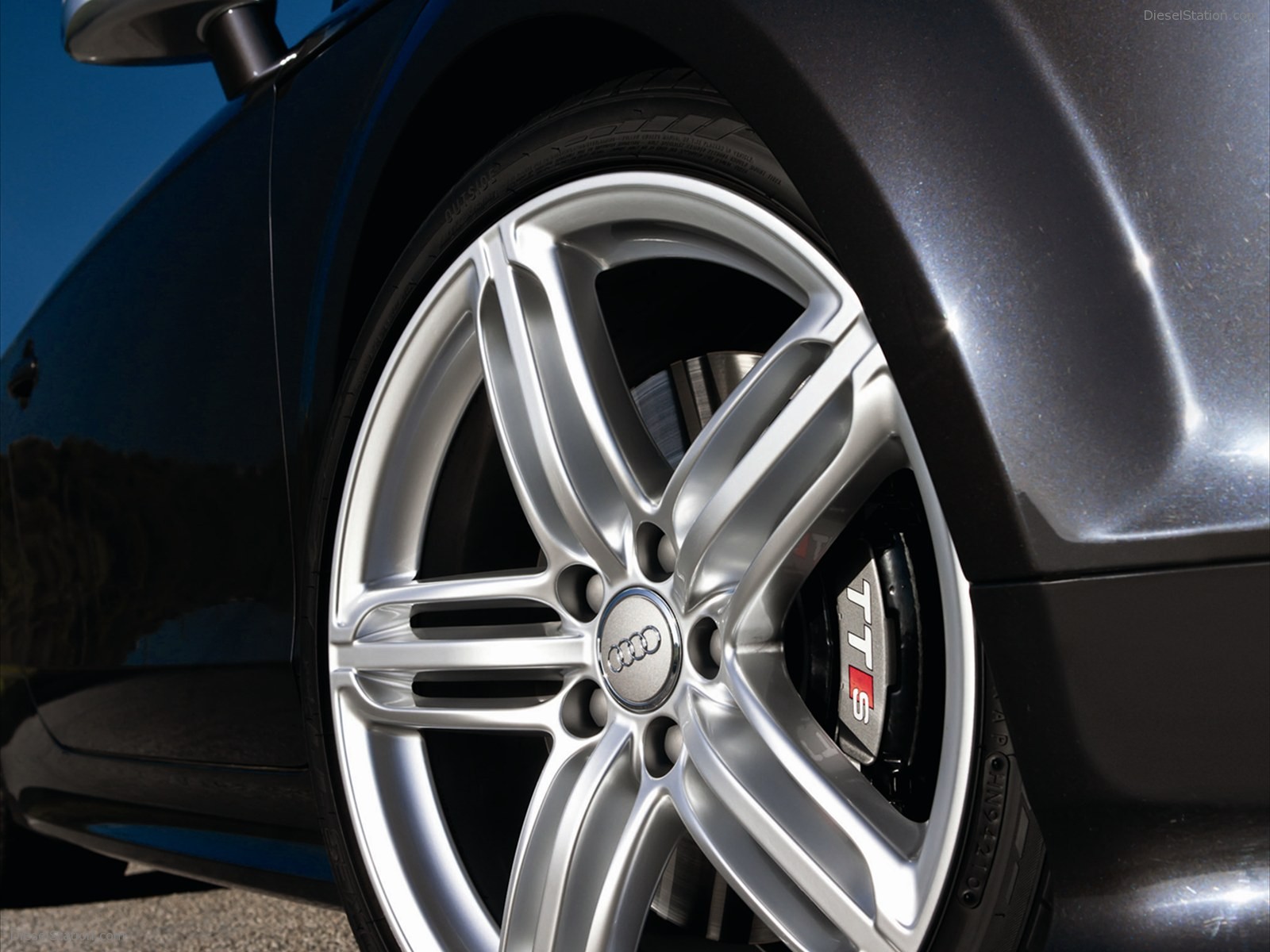 Audi TTS Roadster 2012