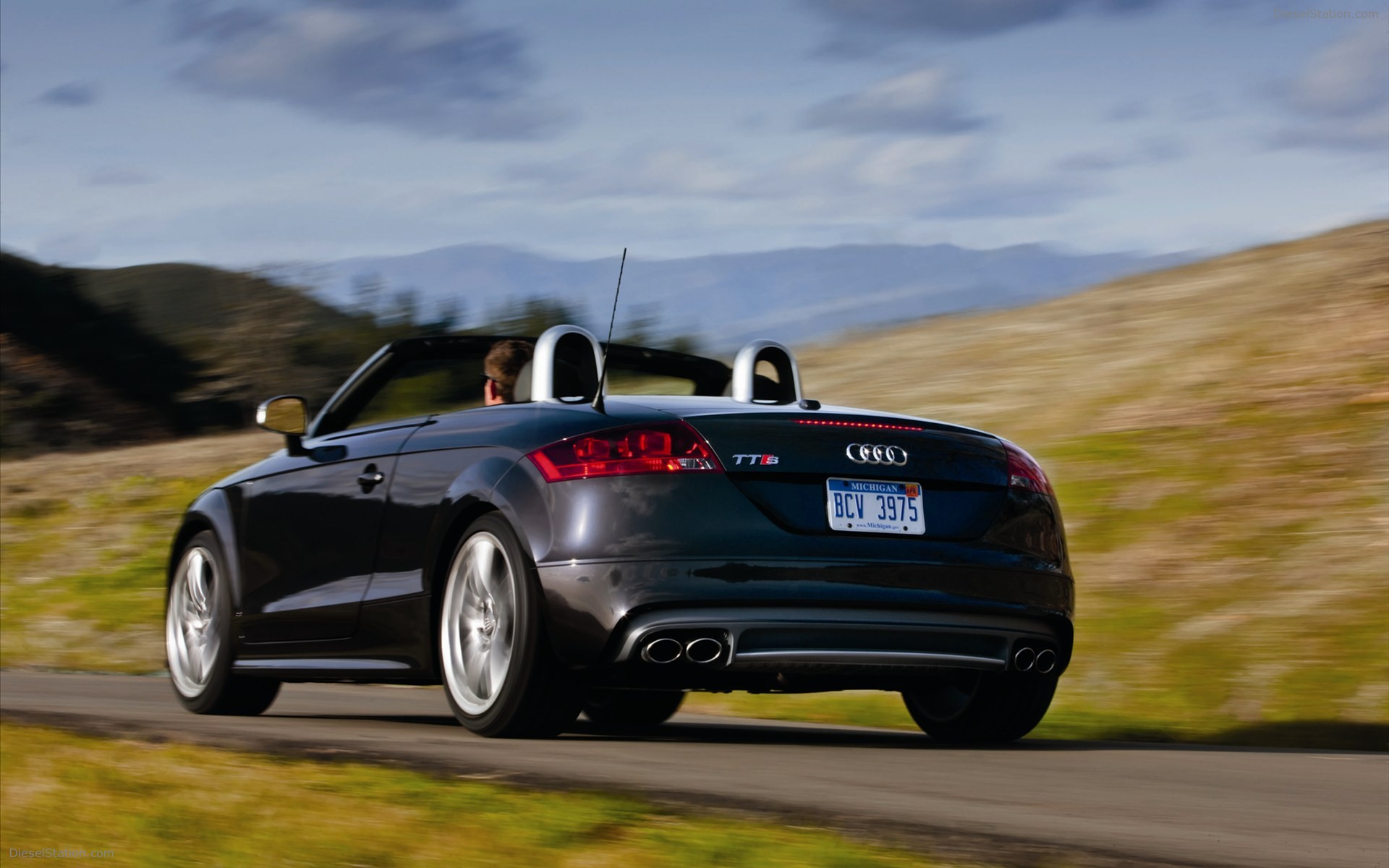 Audi TTS Roadster 2012