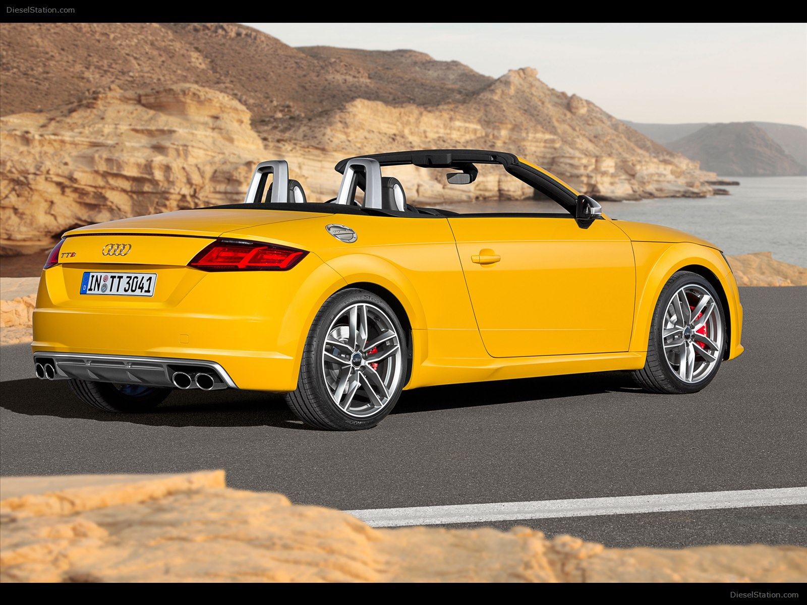 Audi TTS Roadster 2015