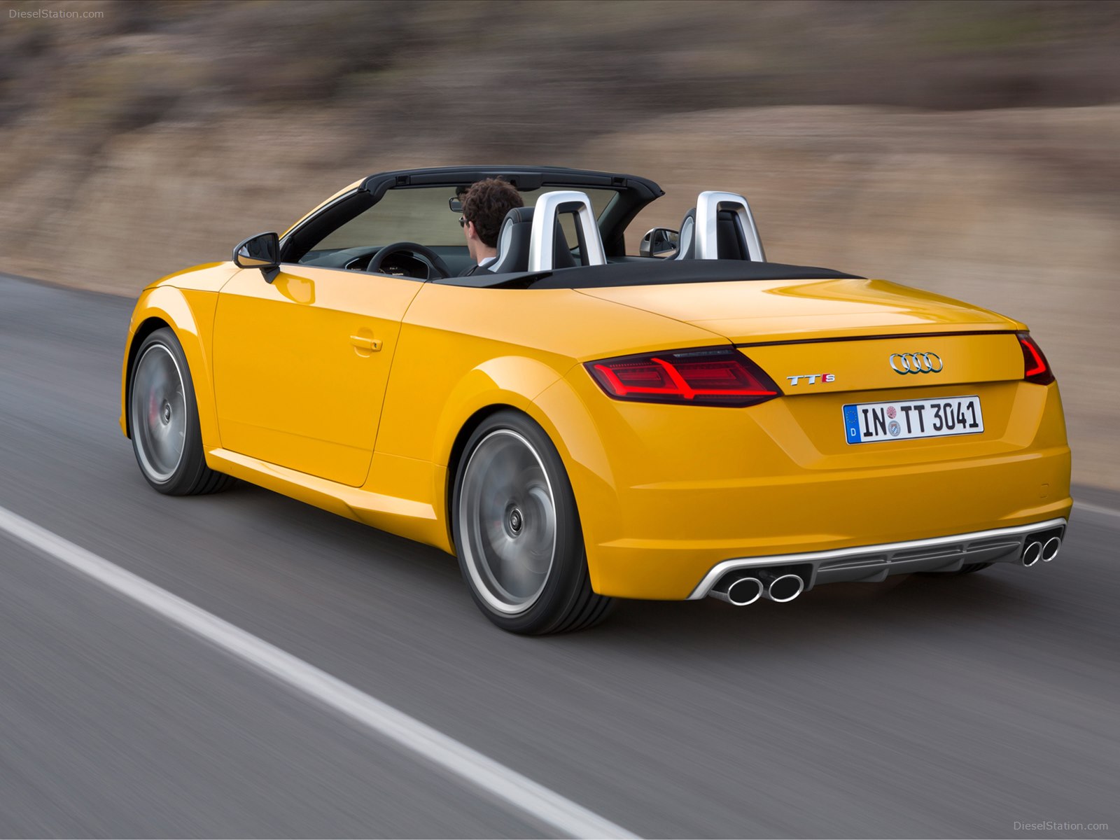 Audi TTS Roadster 2015