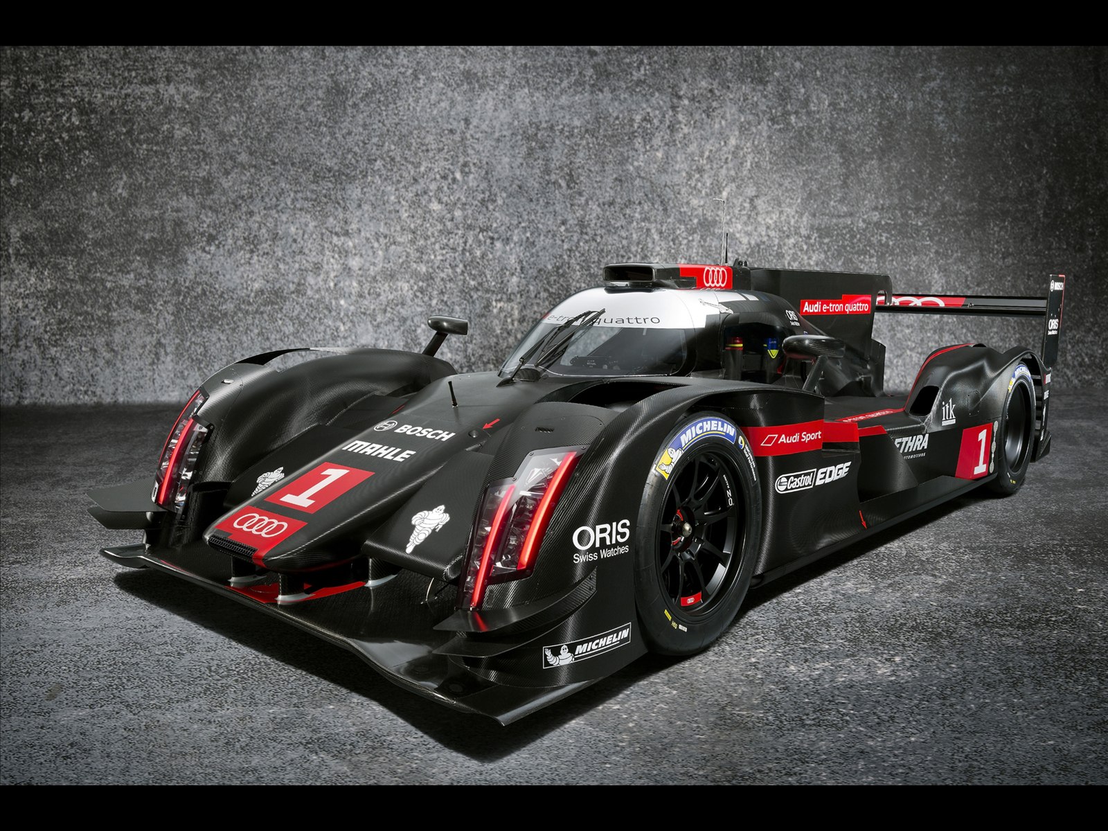 Audi R18 e-tron quattro 2014