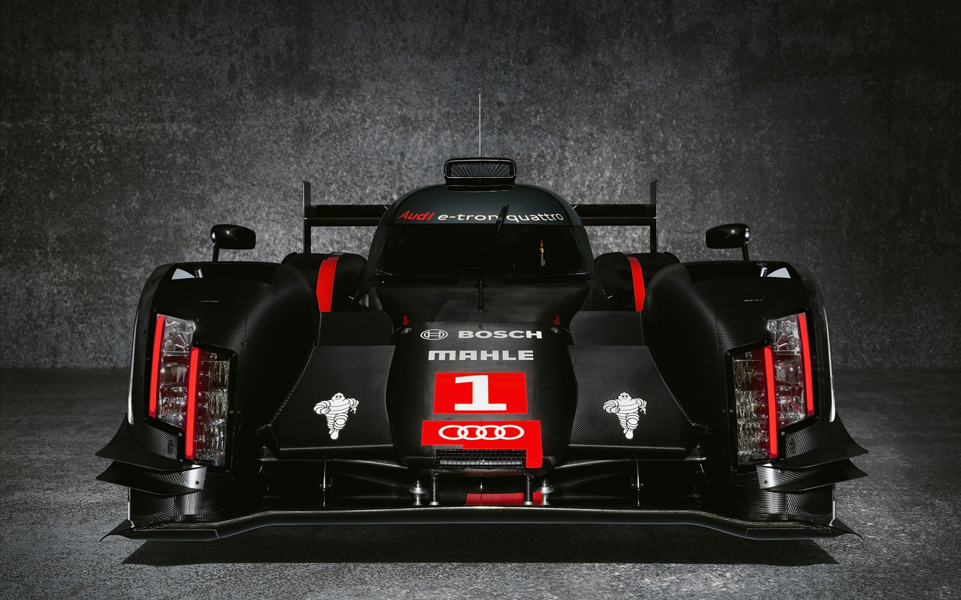 Audi R18 e-tron quattro 2014