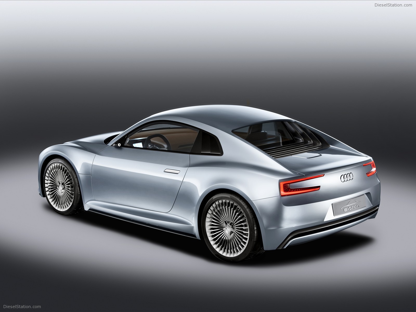 Audi e-tron 