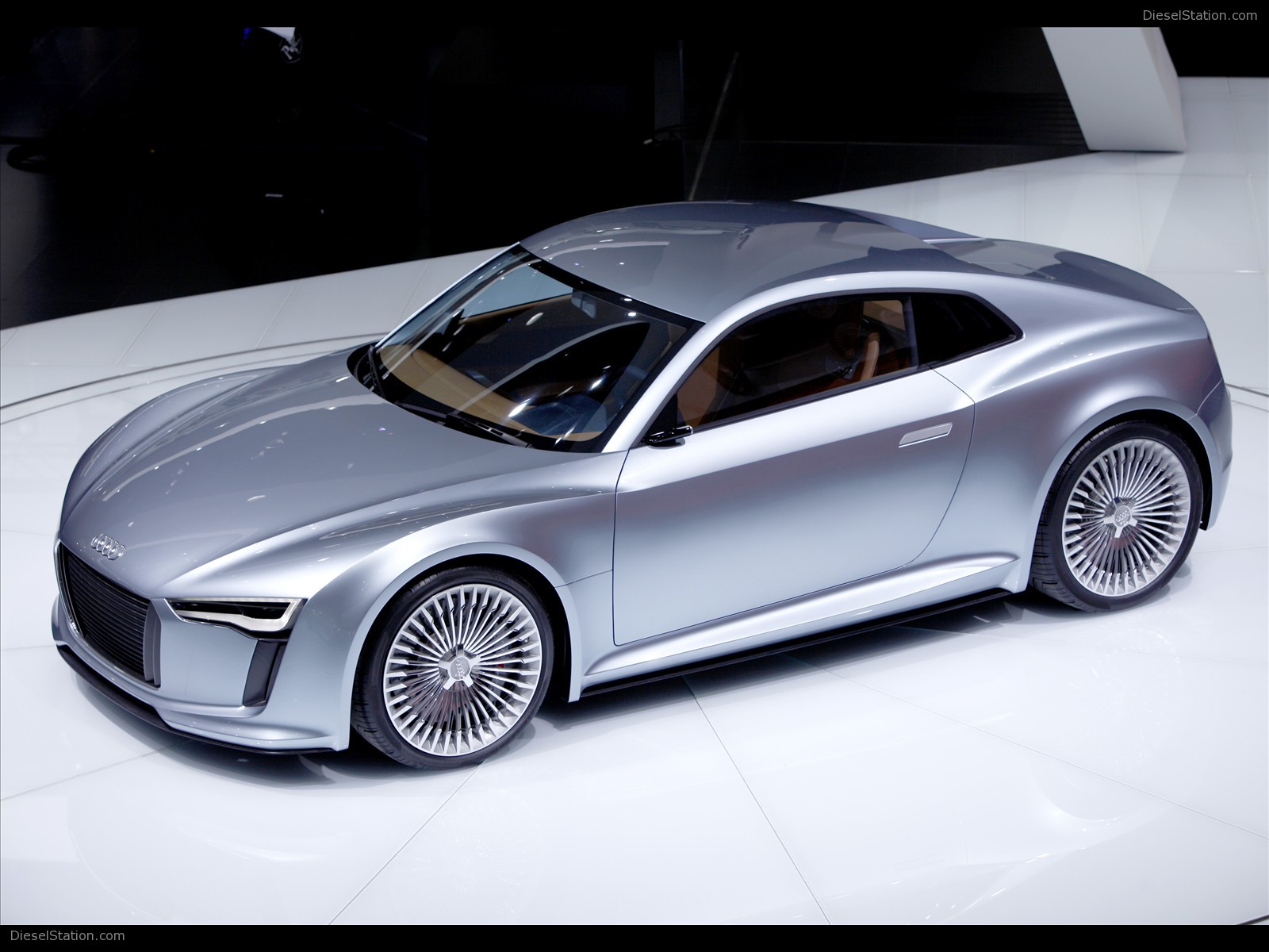 Audi e-tron 