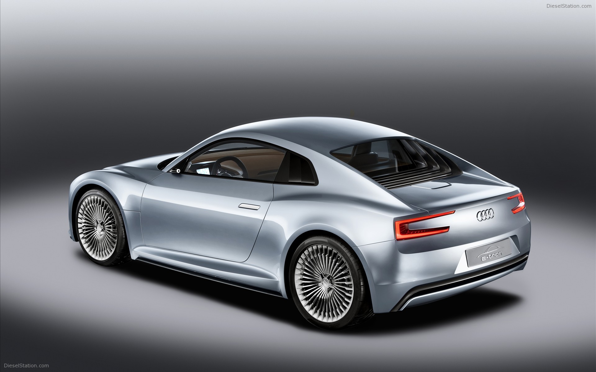 Audi e-tron 