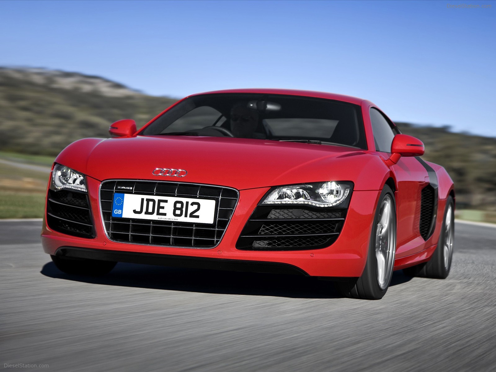 Audi R8 5.2 FSI Quattro New Pictures