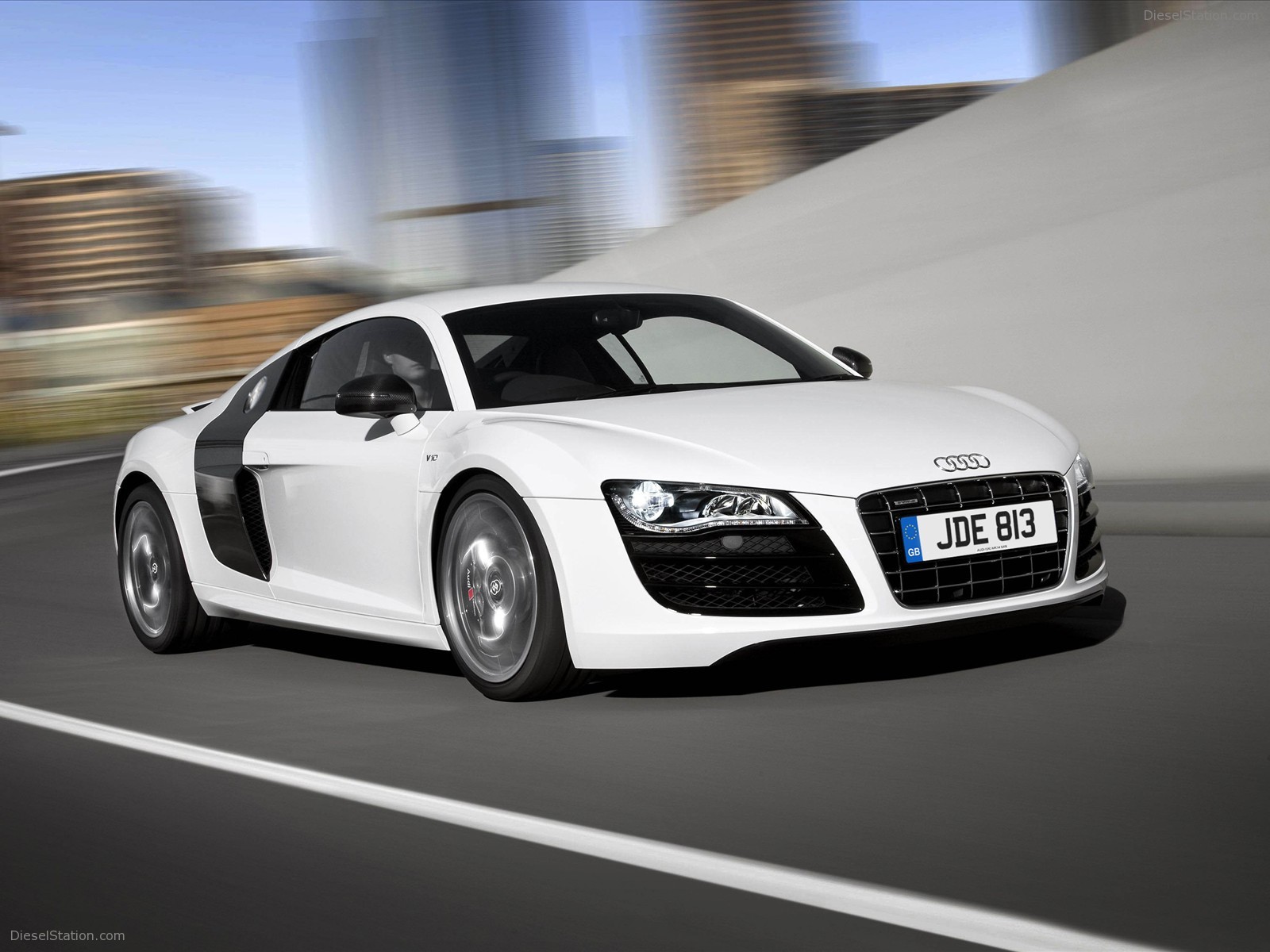 Audi R8 5.2 FSI Quattro New Pictures