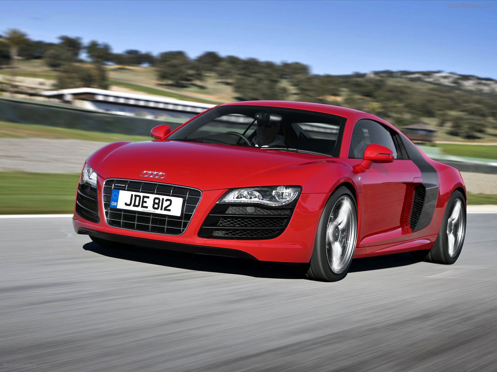 Audi R8 5.2 FSI Quattro New Pictures