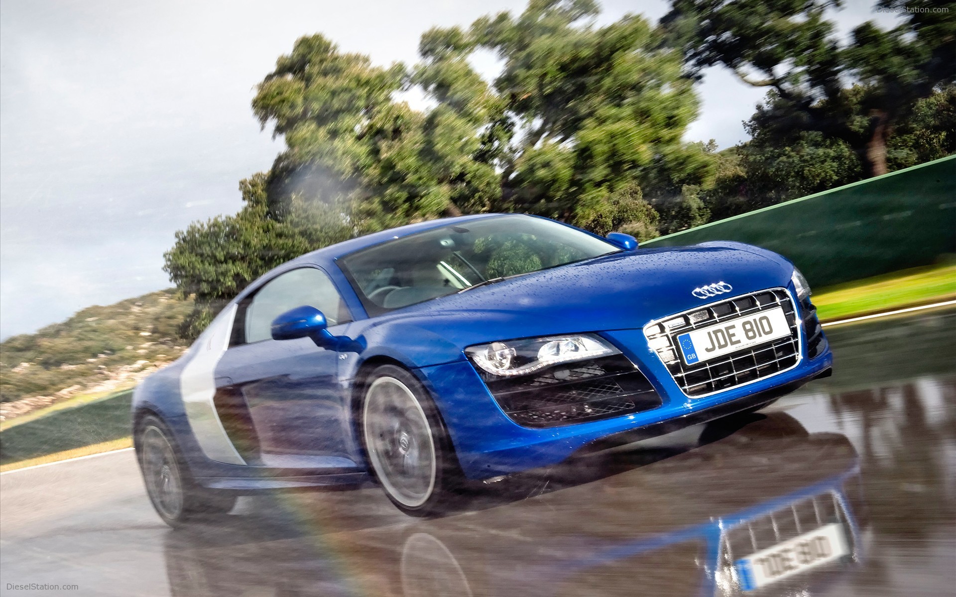 Audi R8 5.2 FSI Quattro New Pictures