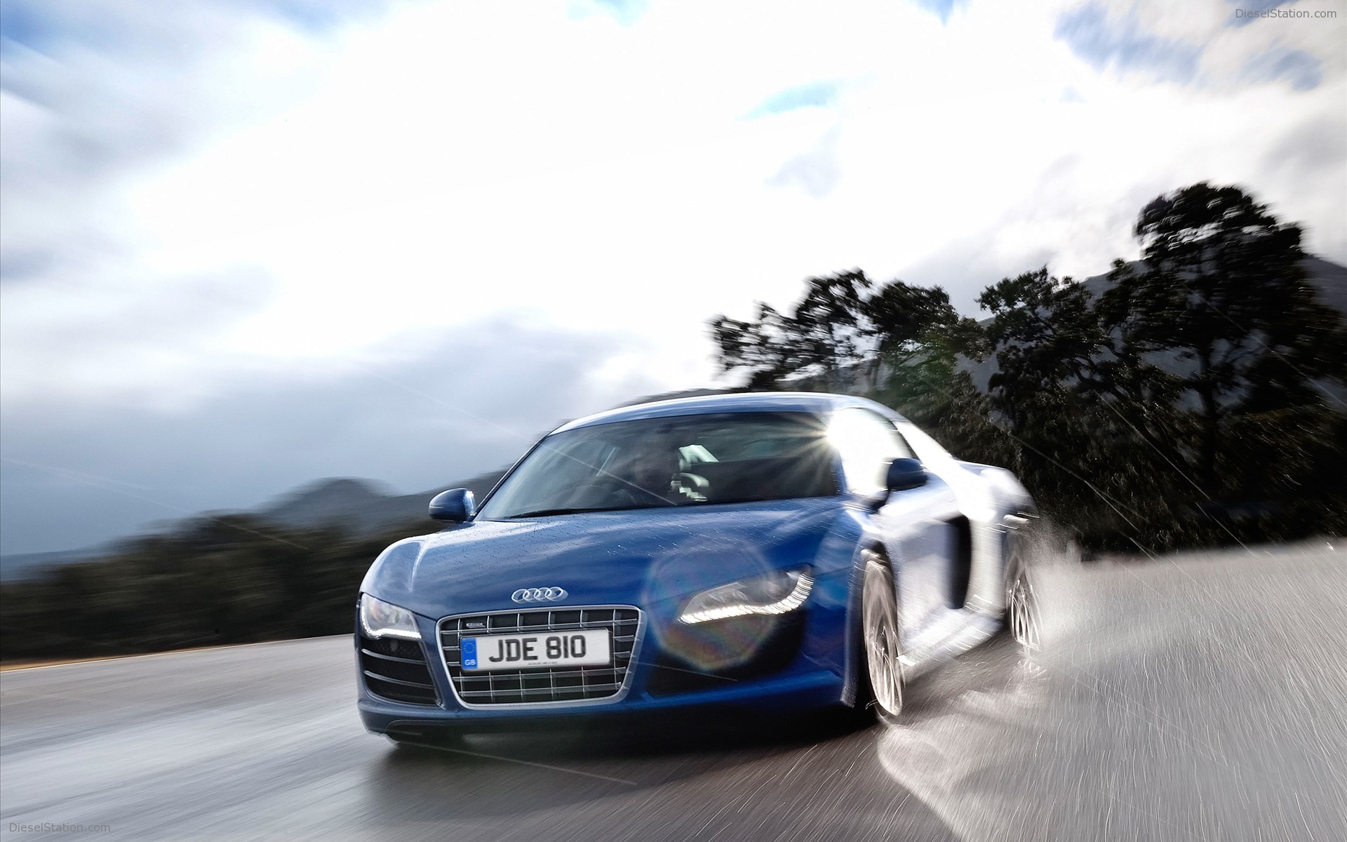 Audi R8 5.2 FSI Quattro New Pictures