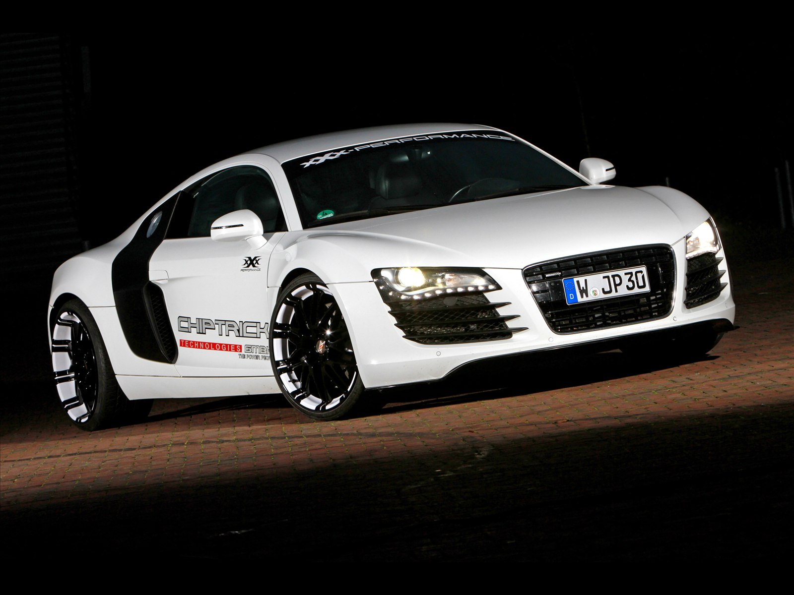 xXx Performance Audi R8 Biturbo 2014