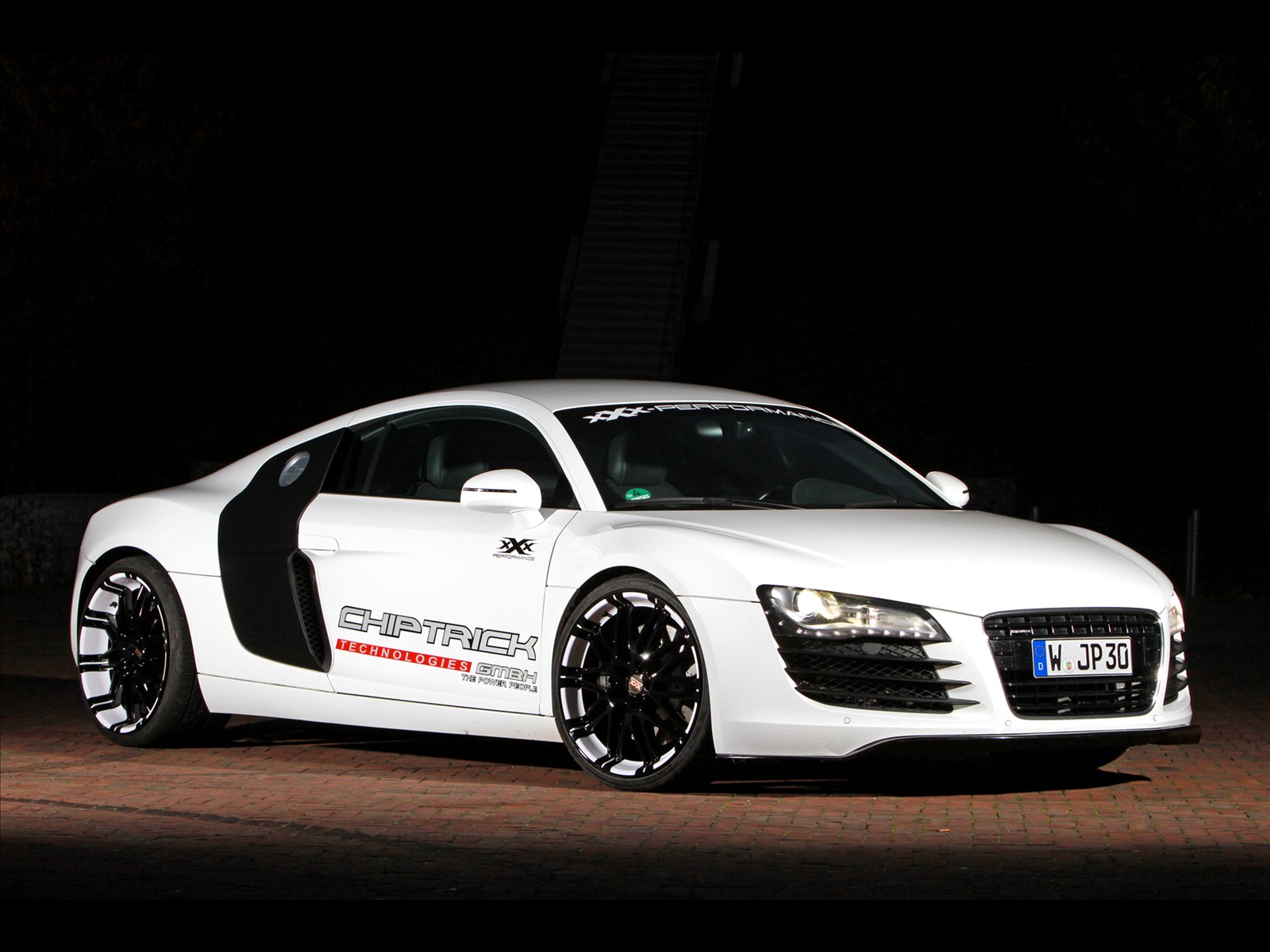 xXx Performance Audi R8 Biturbo 2014