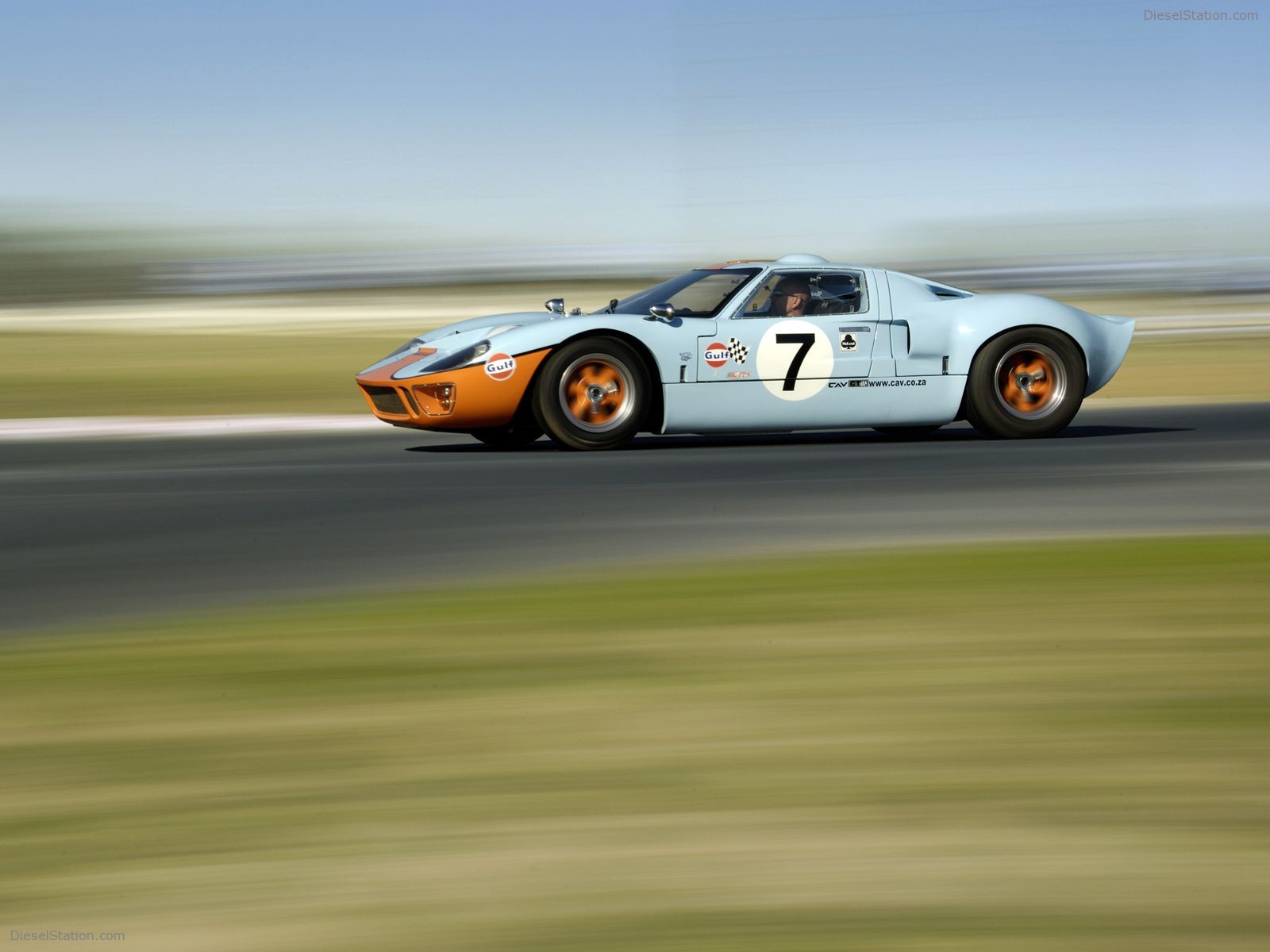 CAV GT Gulf Oil Edition Car Pictures