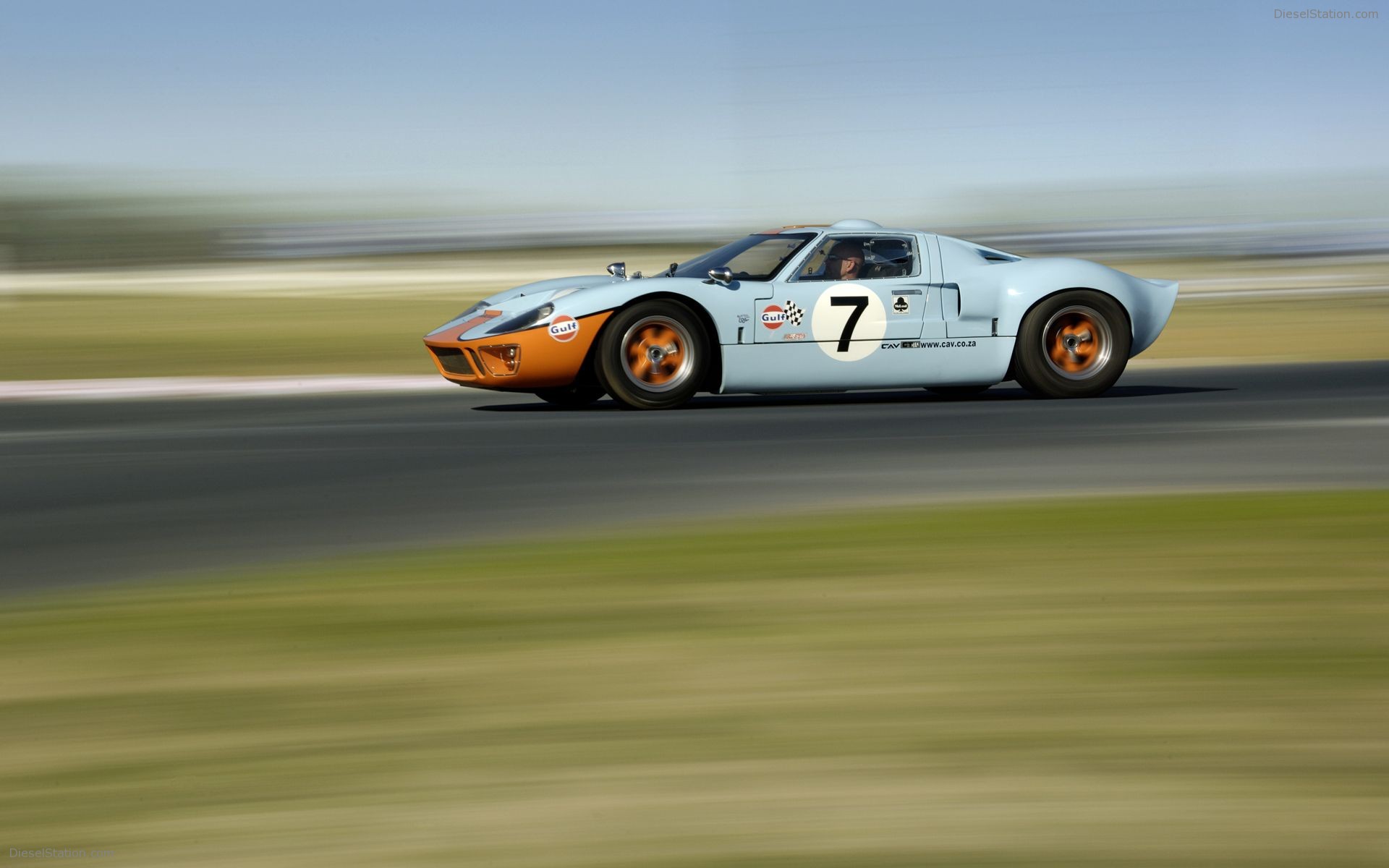 CAV GT Gulf Oil Edition Car Pictures