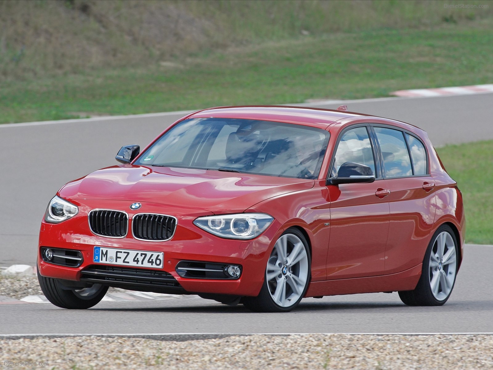 BMW 1 Series Sport Line 2012