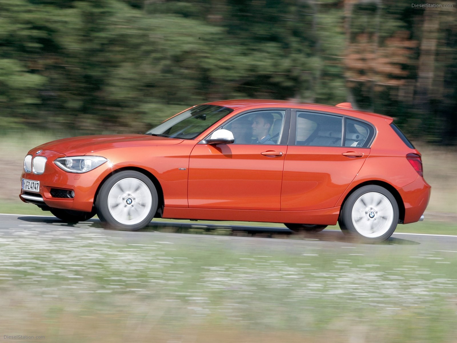 BMW 1-Series Urban Line 2012