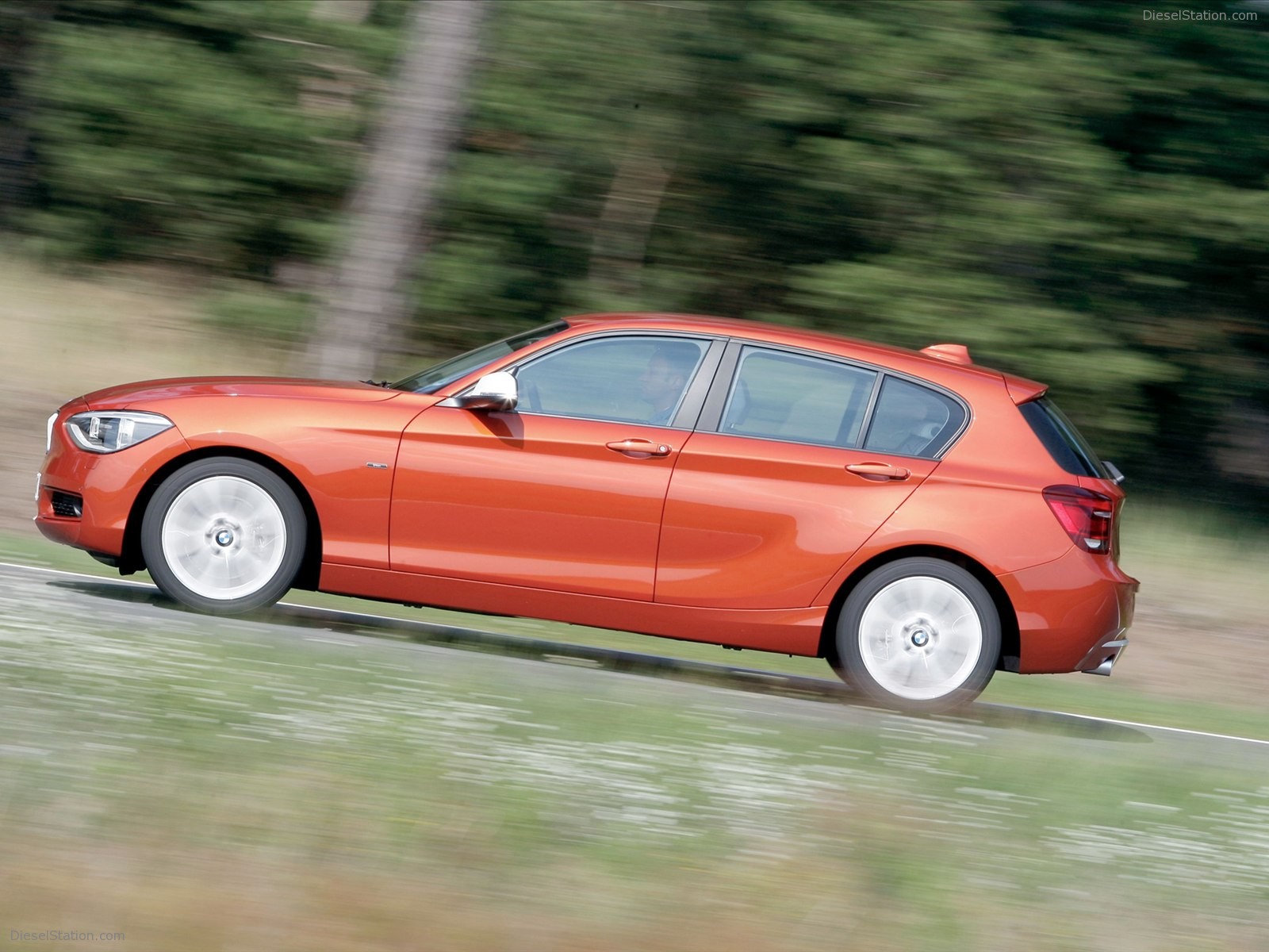 BMW 1-Series Urban Line 2012