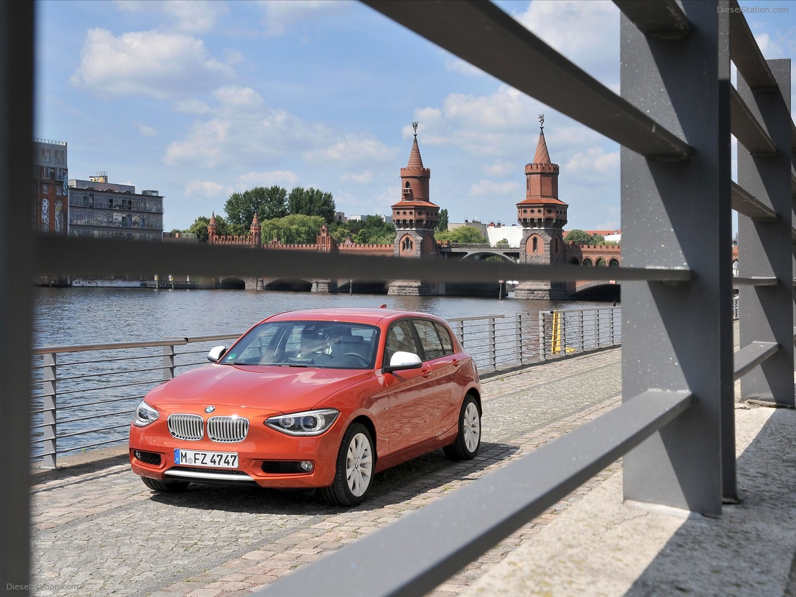 BMW 1-Series Urban Line 2012