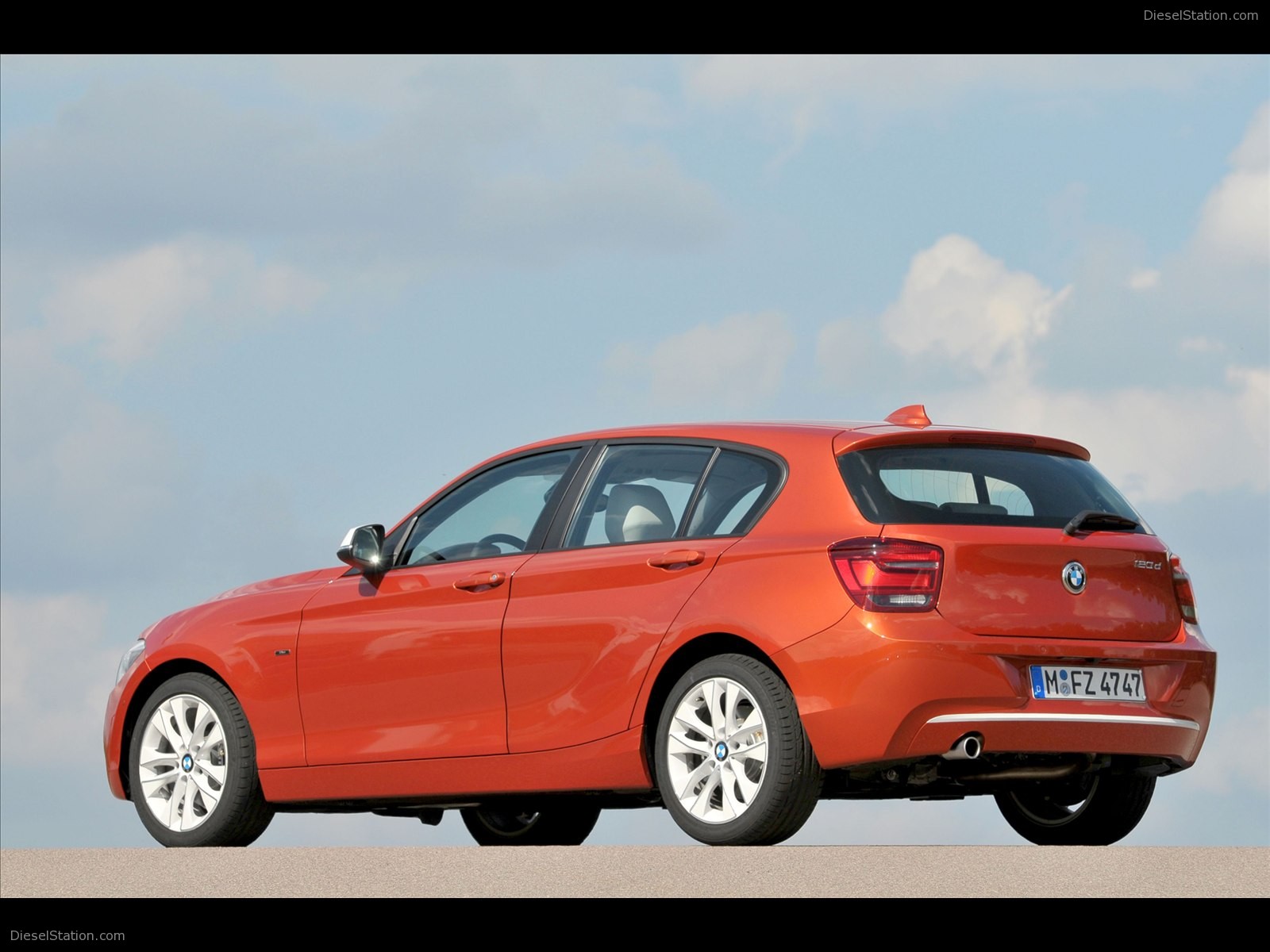 BMW 1-Series Urban Line 2012