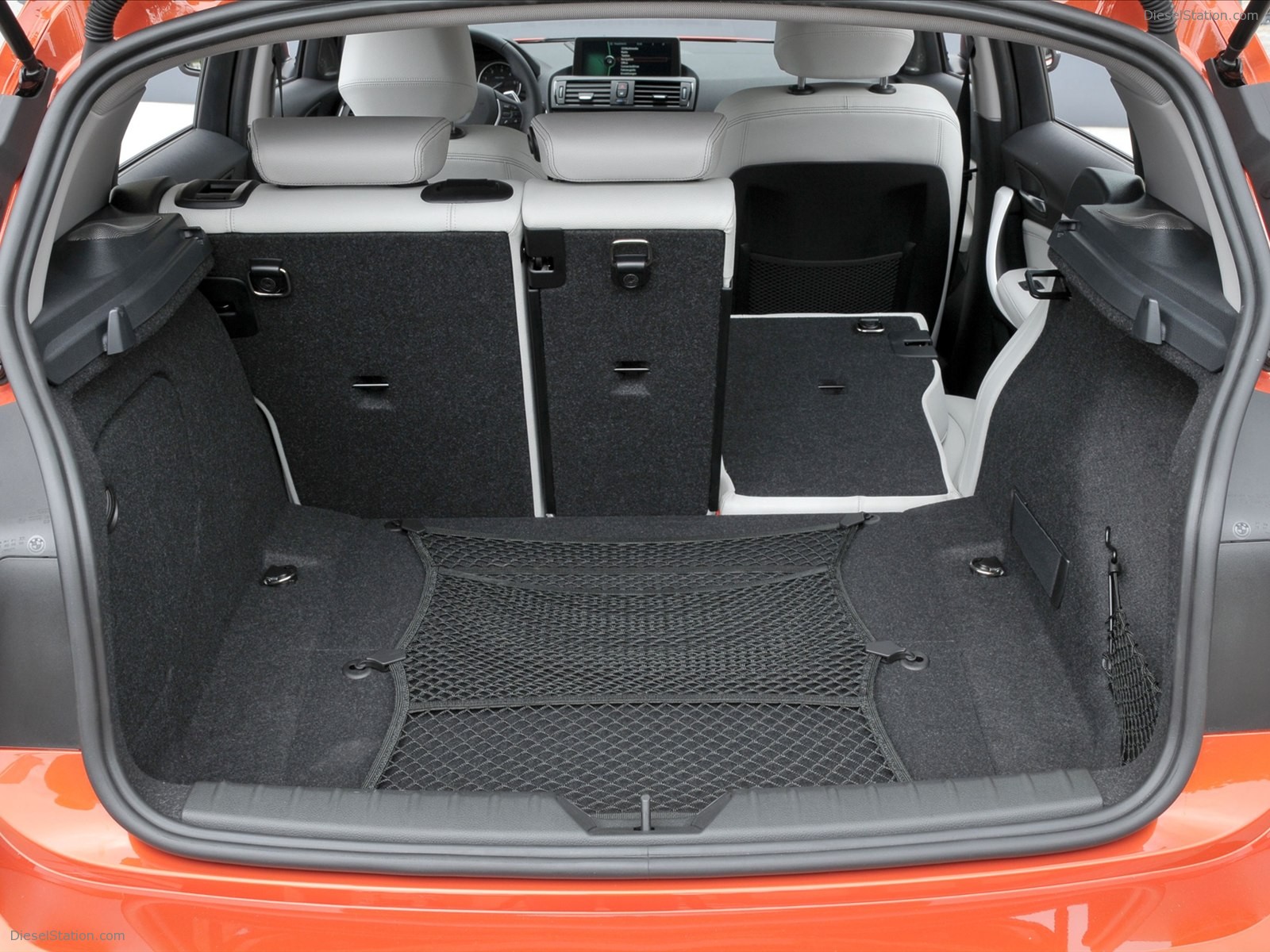 BMW 1-Series Urban Line 2012