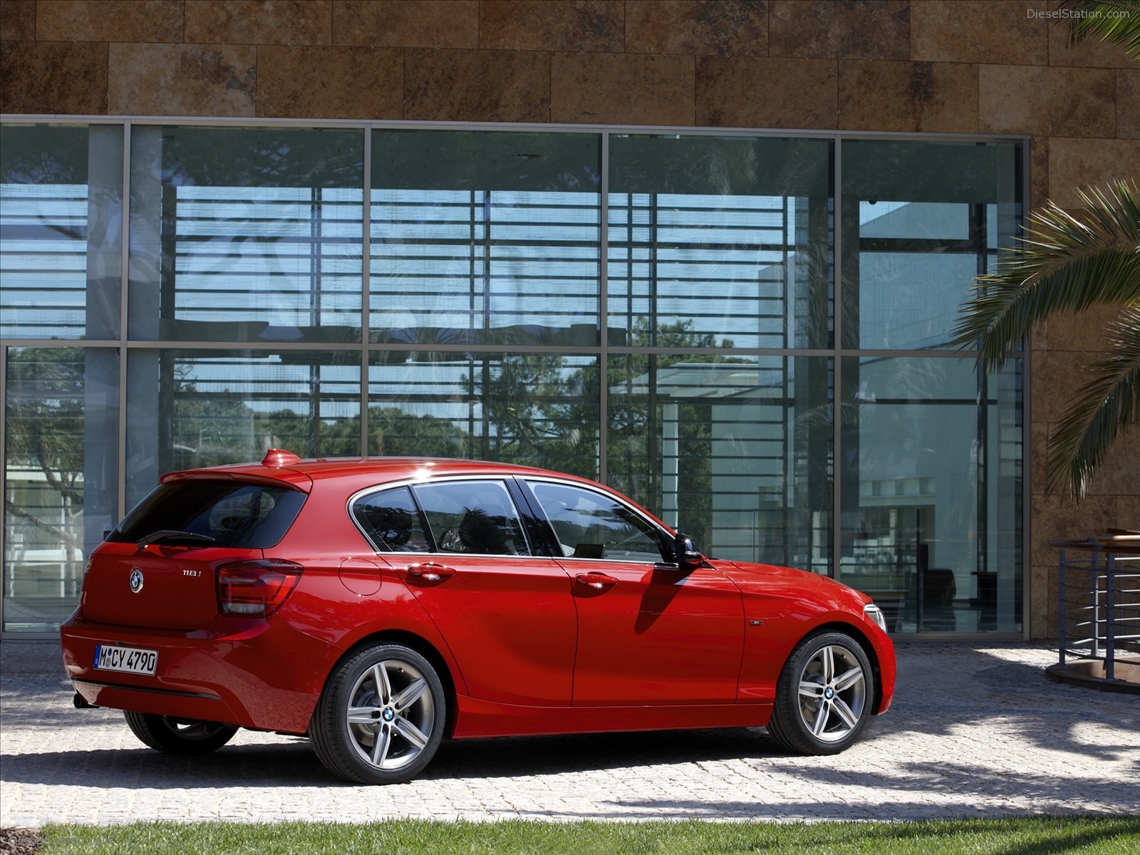 BMW 1-Series 2012