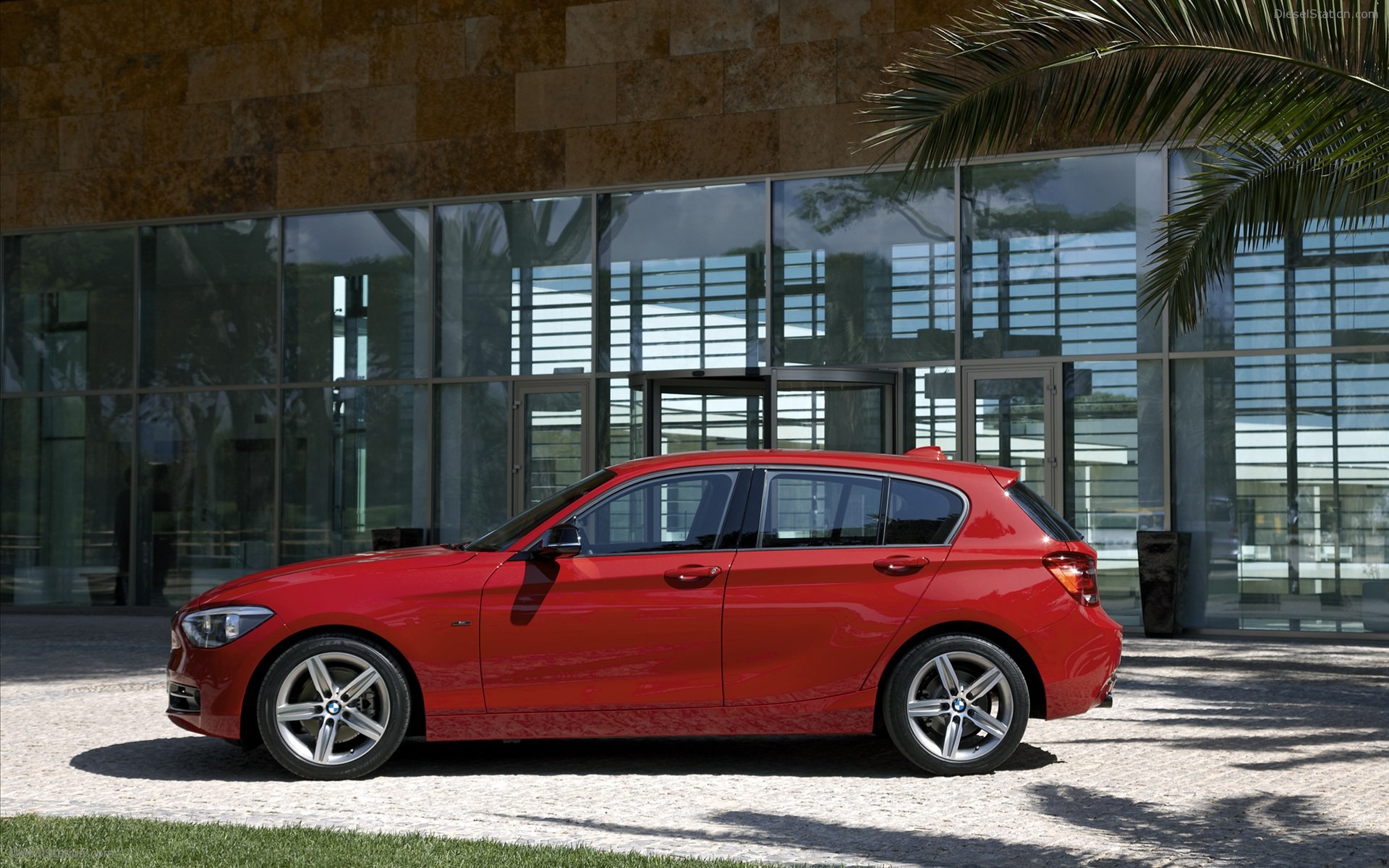 BMW 1-Series 2012
