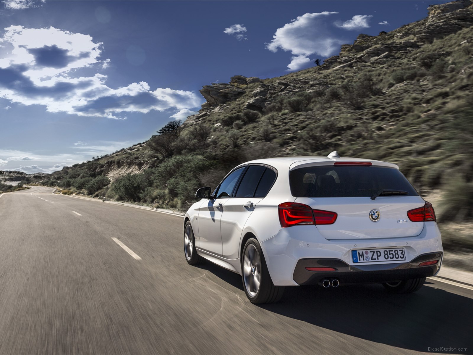 BMW 1-Series 5-Door 2015