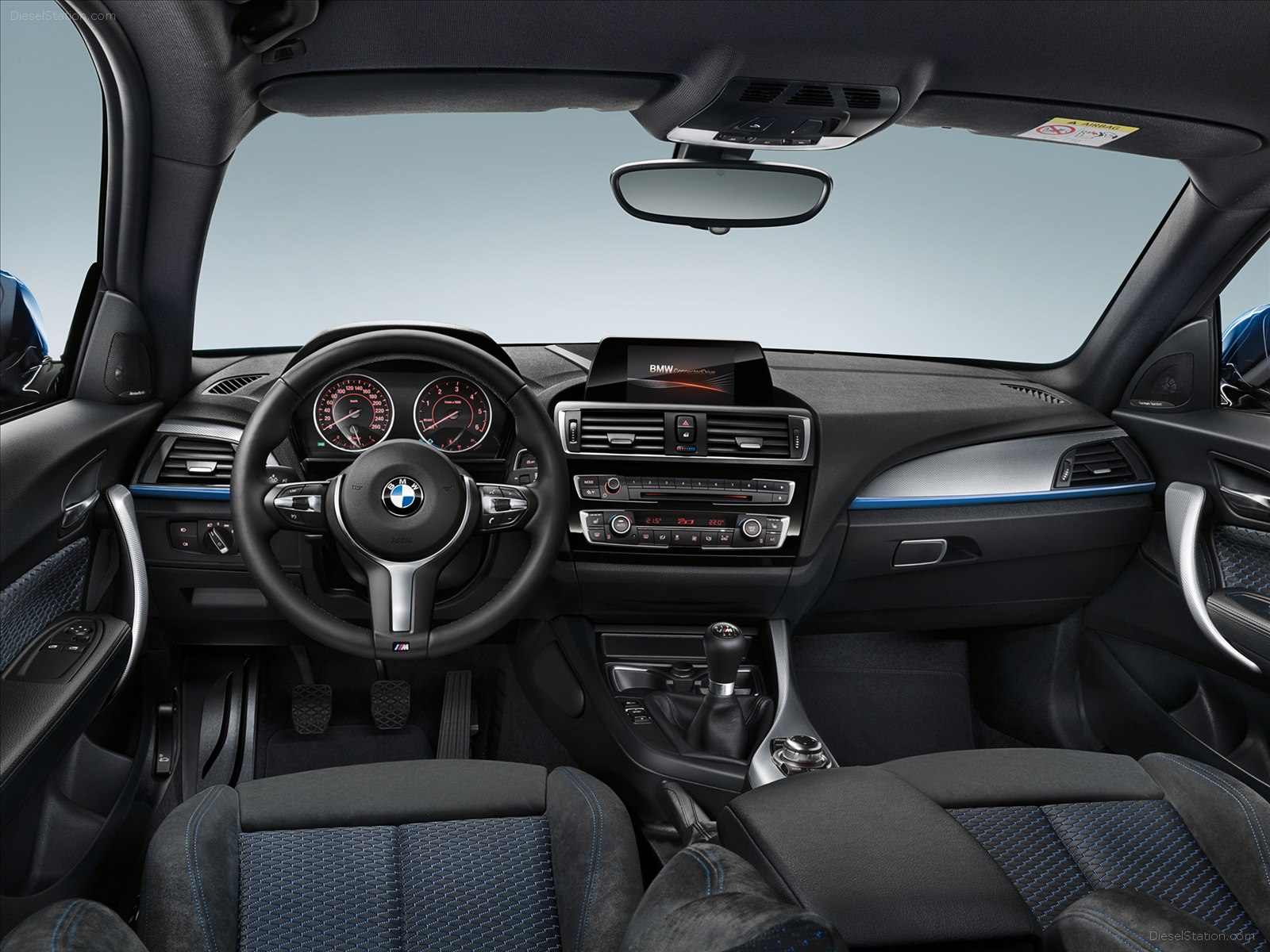 BMW 1-Series 5-Door 2015