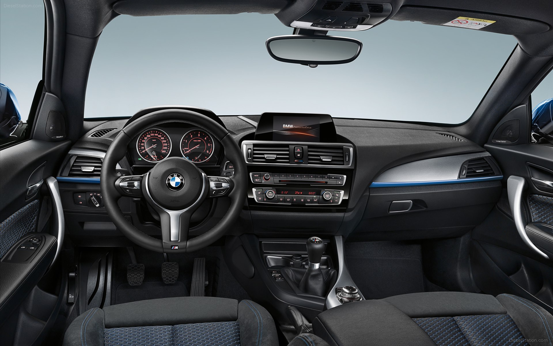 BMW 1-Series 5-Door 2015