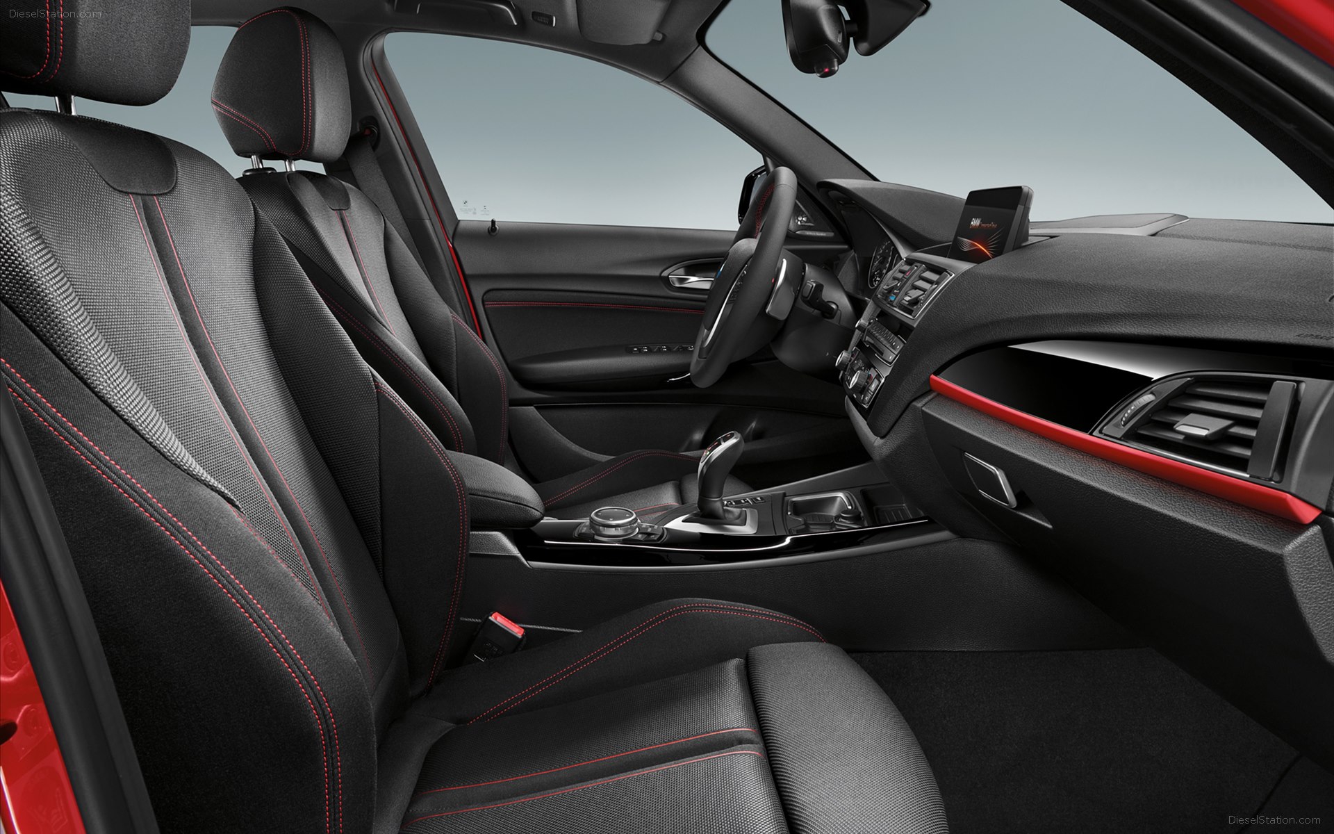 BMW 1-Series 5-Door 2015
