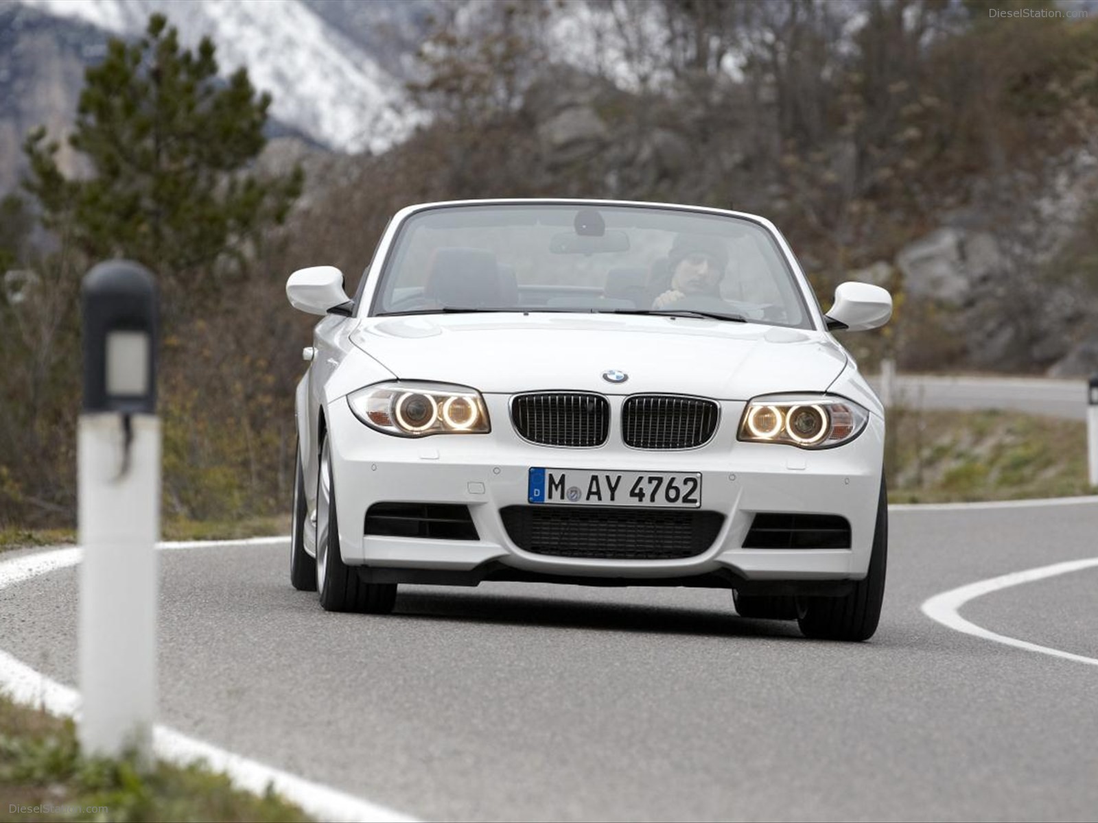 BMW 1-Series Convertible 2012
