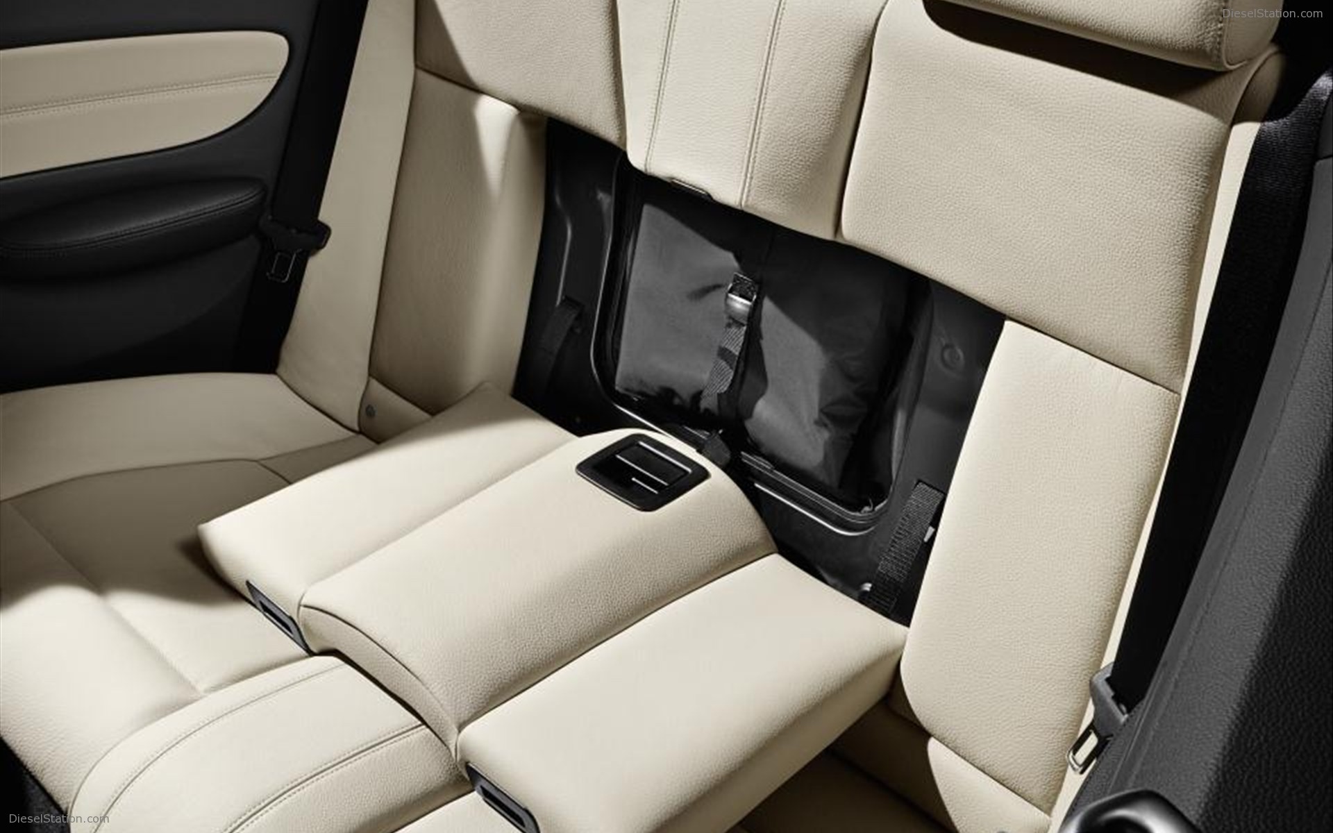 BMW 1-Series Convertible 2012