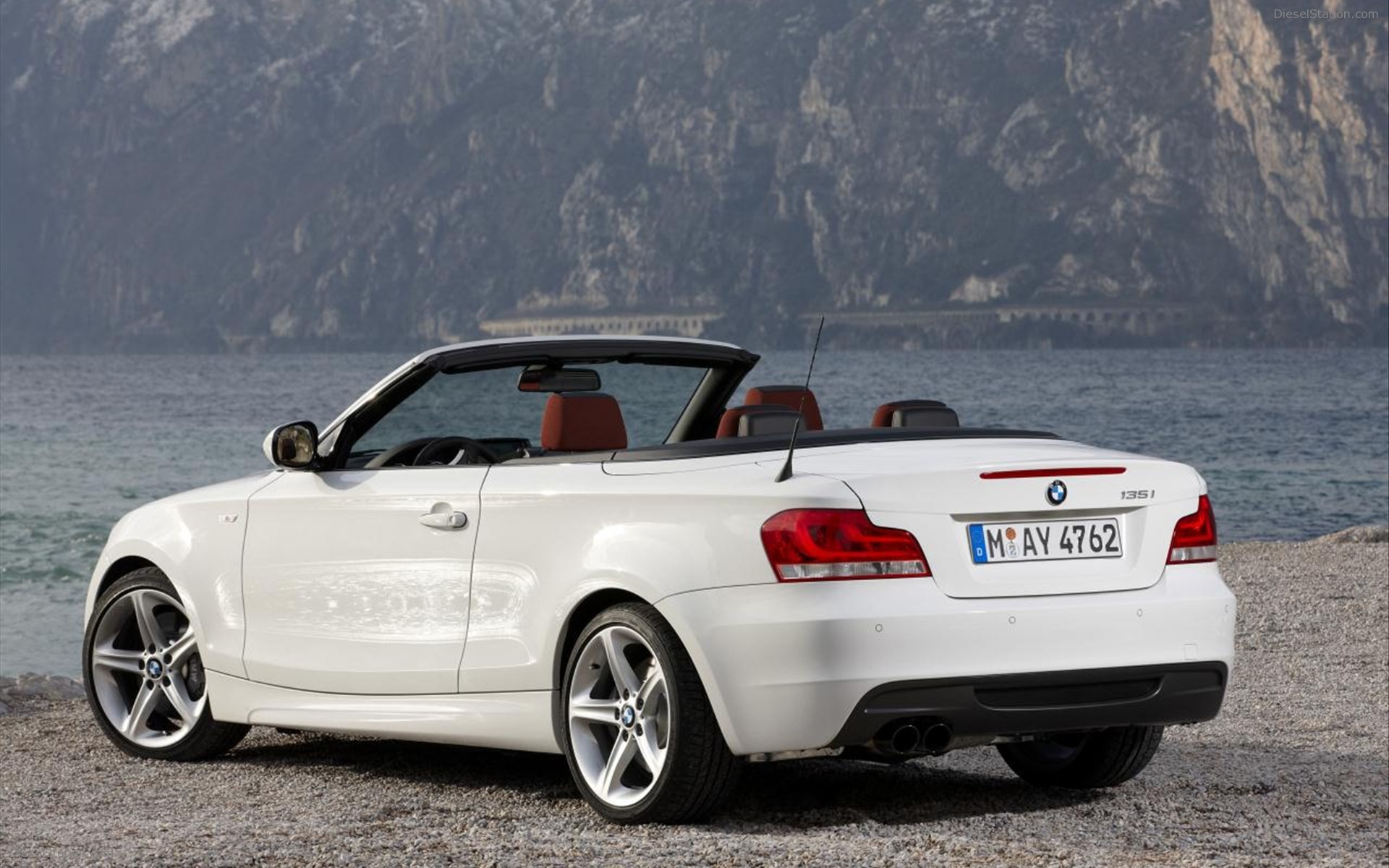 BMW 1-Series Convertible 2012