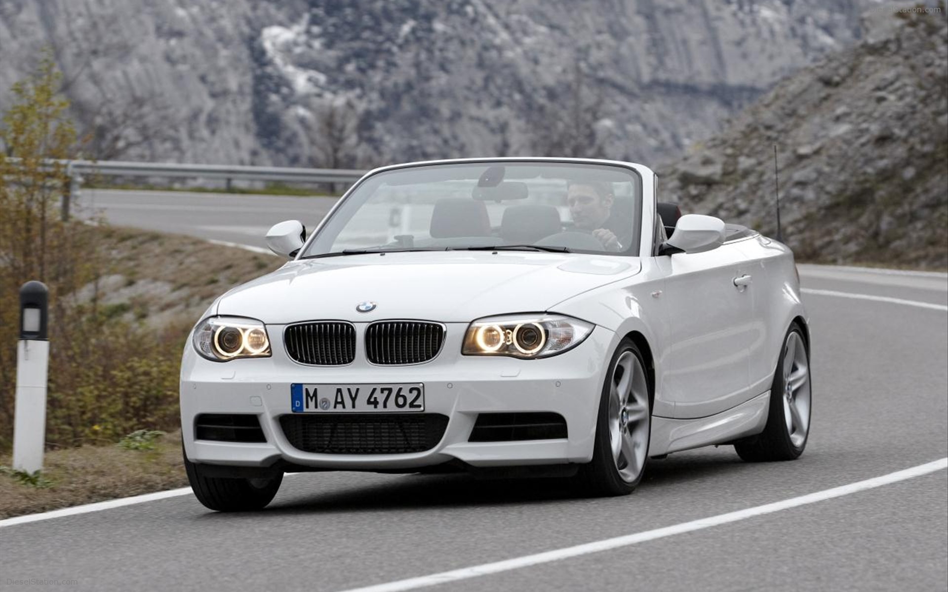 BMW 1-Series Convertible 2012
