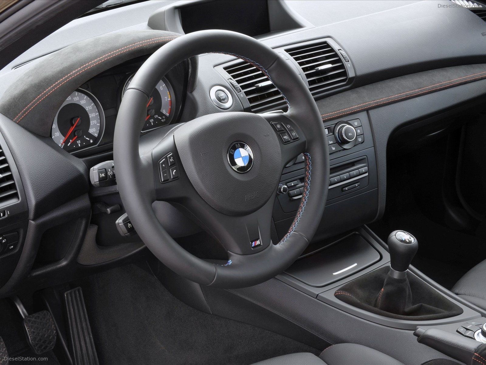 BMW 1-Series M Coupe 2011