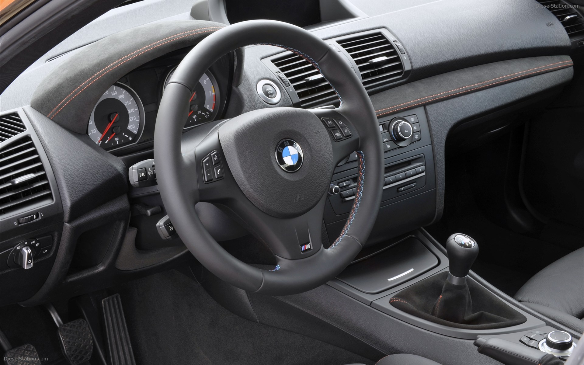 BMW 1-Series M Coupe 2011