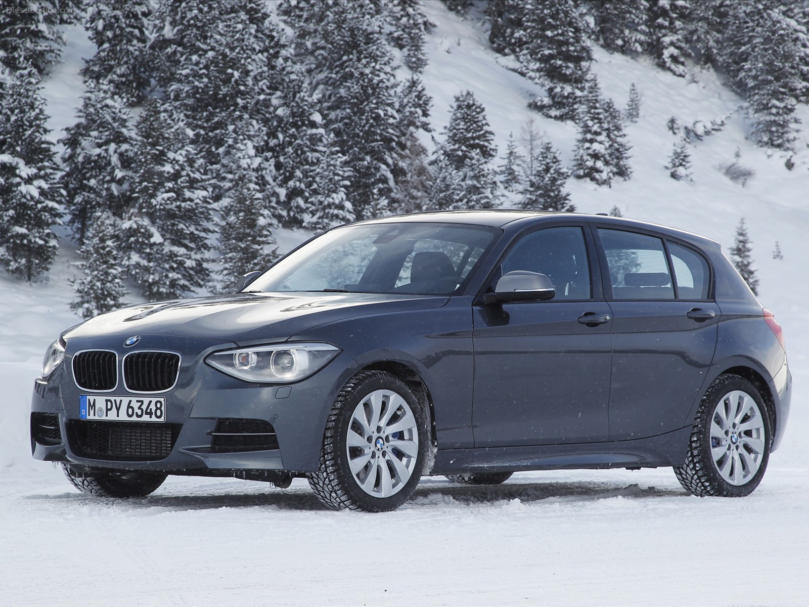 BMW 1 Series xDrive 2013
