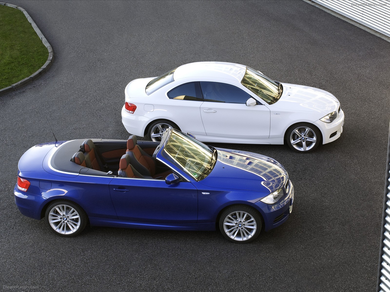 BMW 135i Coupe and Convertible 2011