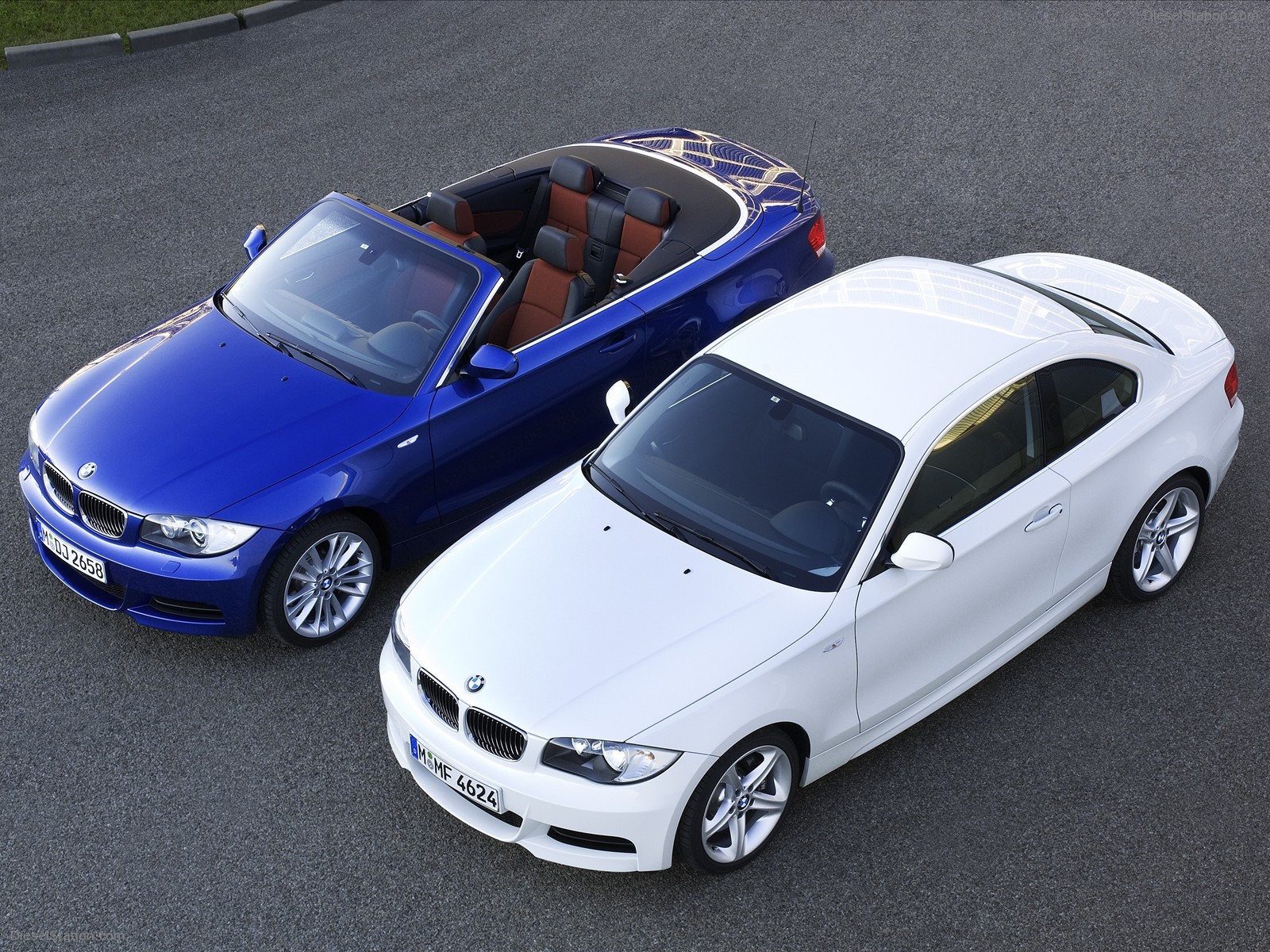 BMW 135i Coupe and Convertible 2011